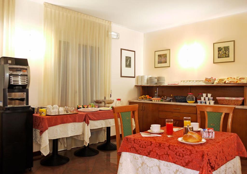 Hotel Dal Ponte - Photo 15