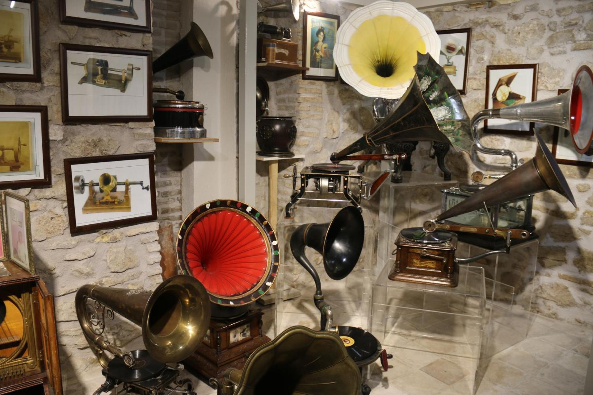 Sweet Home Hotel - Photo 20