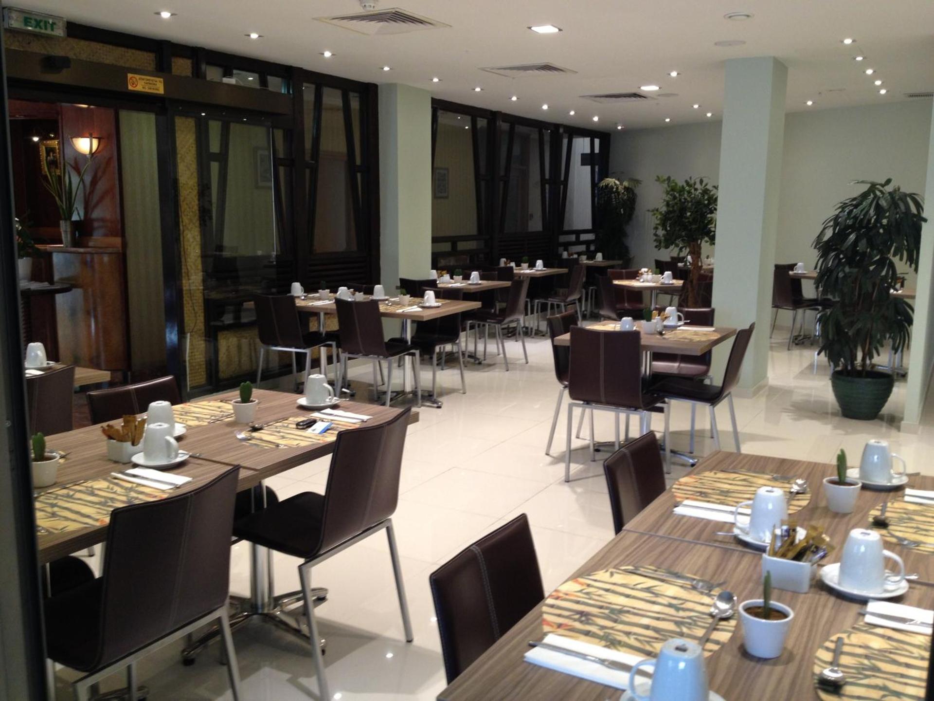 Castelli Hotel Nicosia - Photo 9