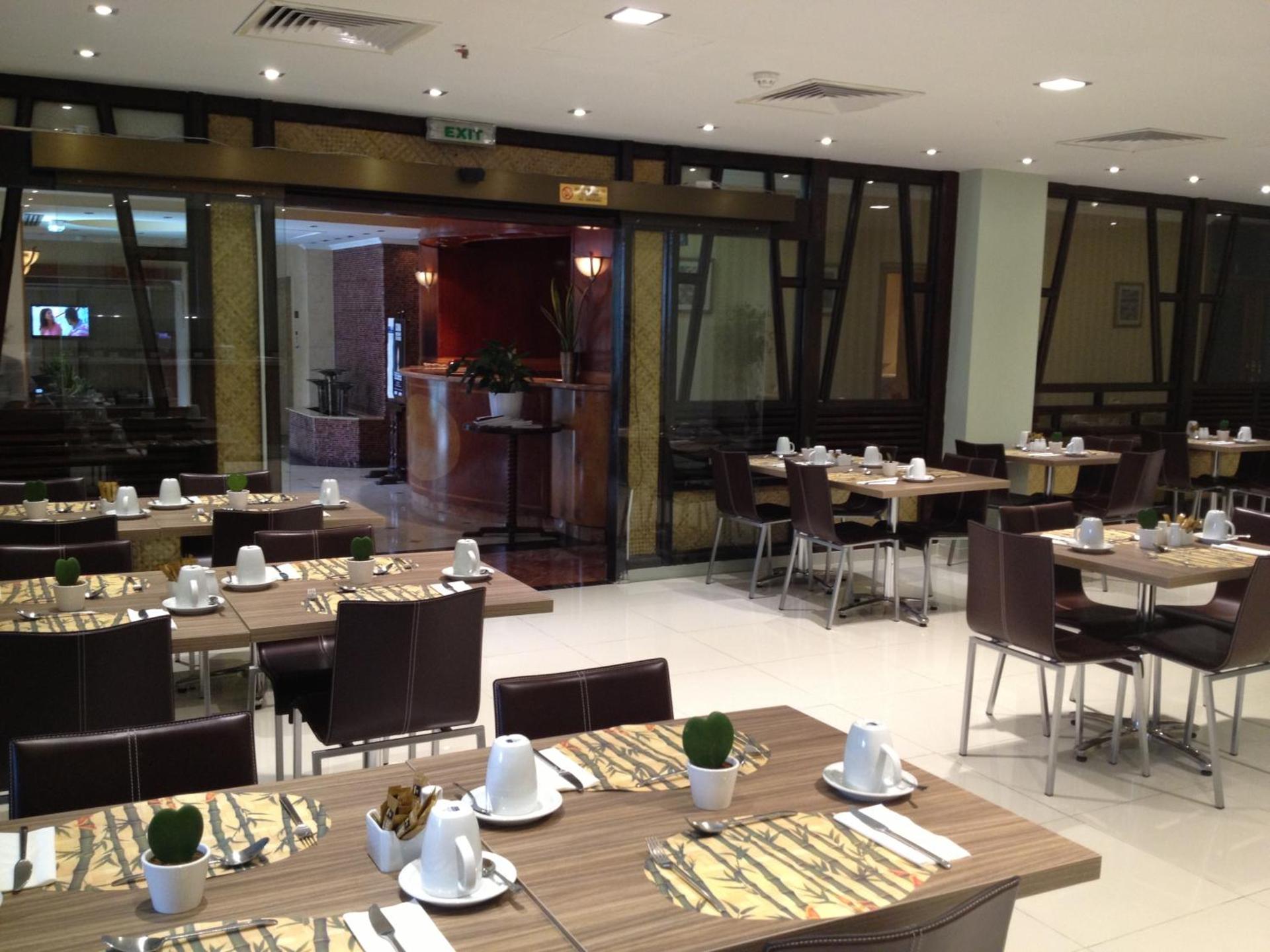 Castelli Hotel Nicosia - Photo 4