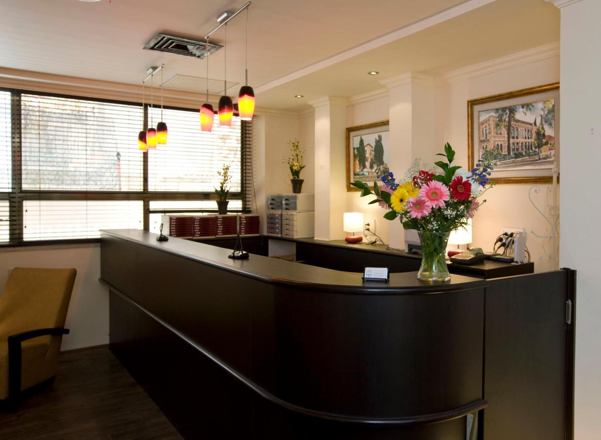 A Little House In Rechavia - Photo 40