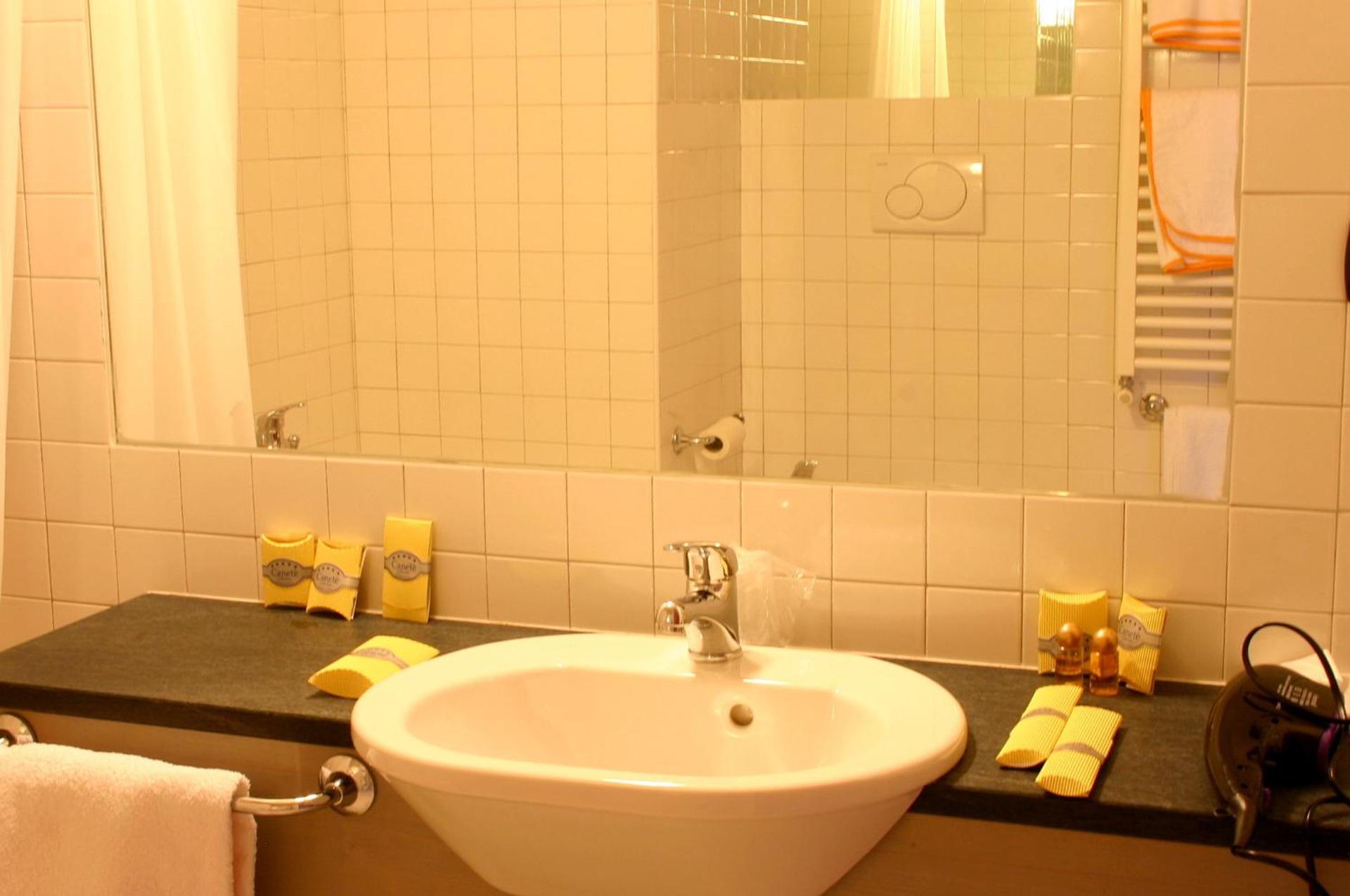 Hotel Cepina Albergo Incantato - Photo 66