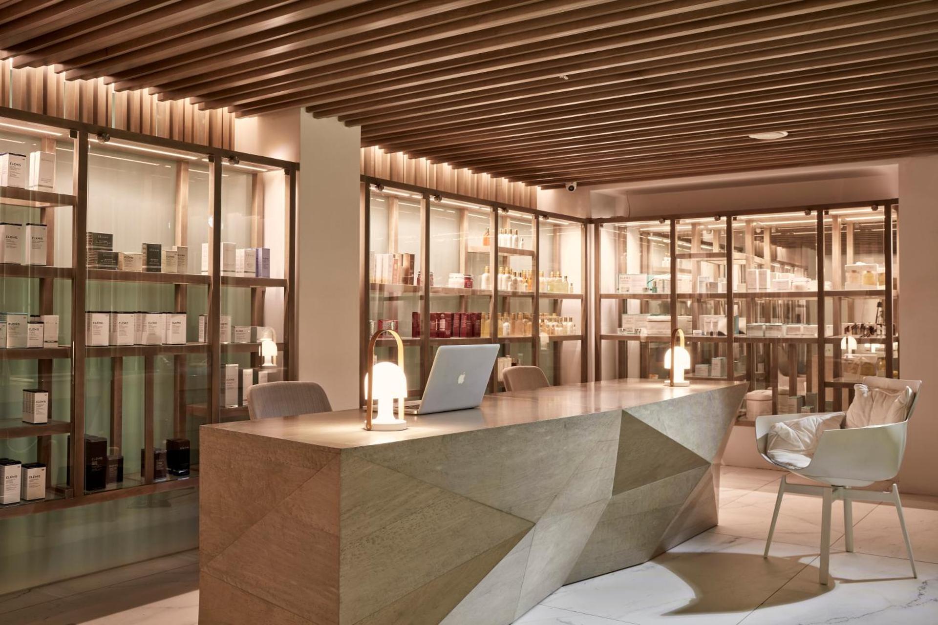 Myconian Ambassador Relais & Chateaux - Photo 11