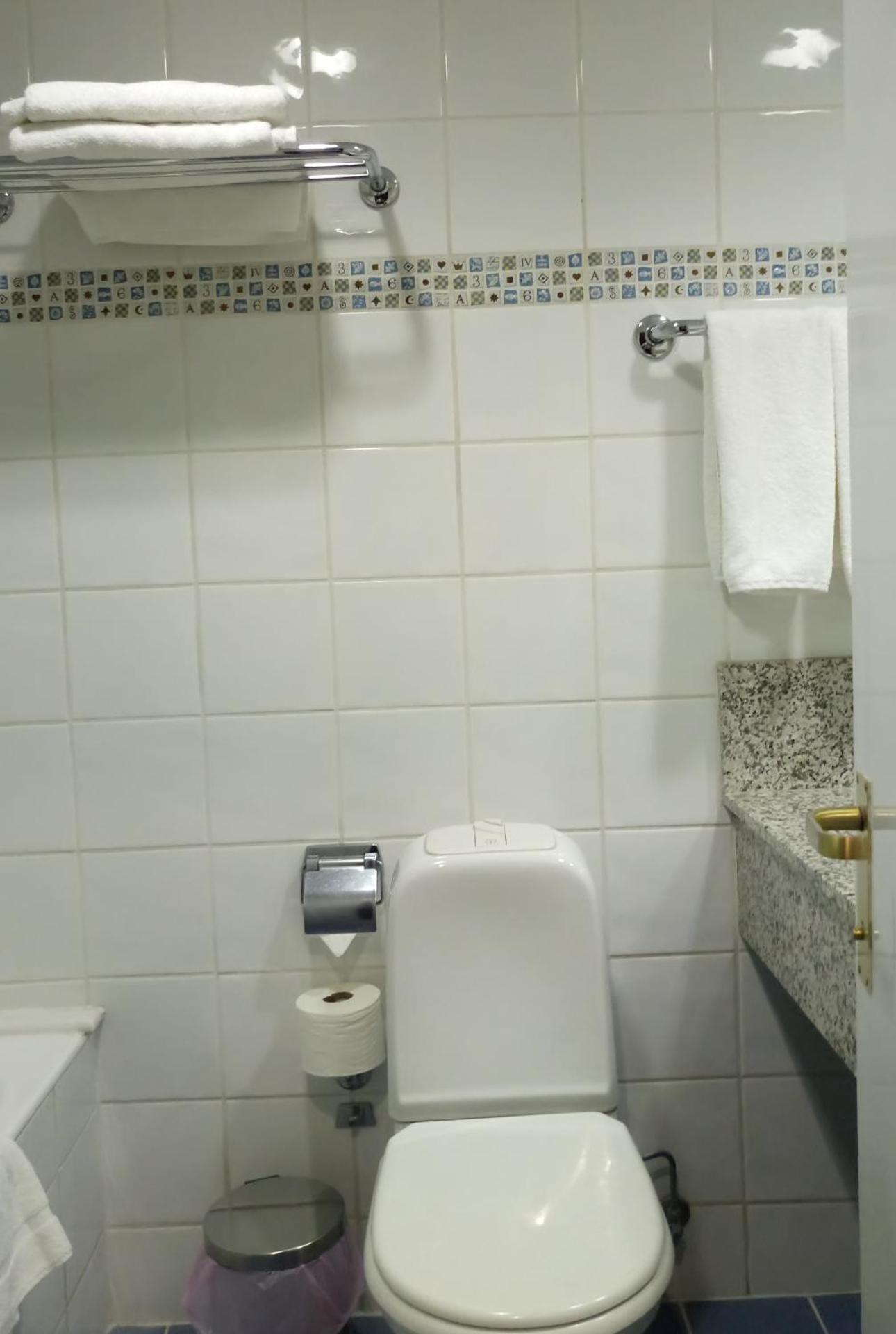 Castelli Hotel Nicosia - Photo 58