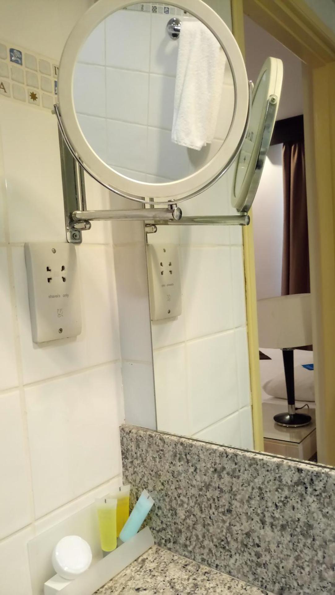 Castelli Hotel Nicosia - Photo 24