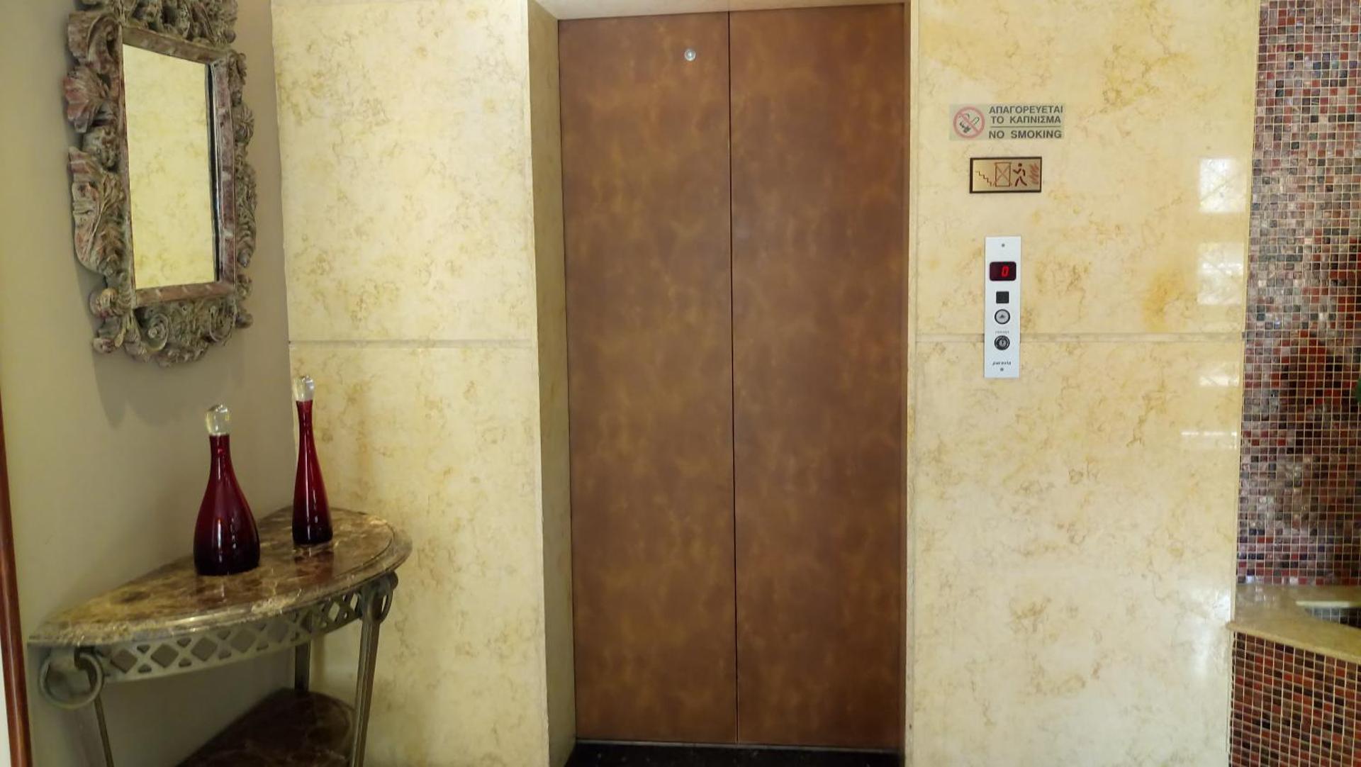 Castelli Hotel Nicosia - Photo 59