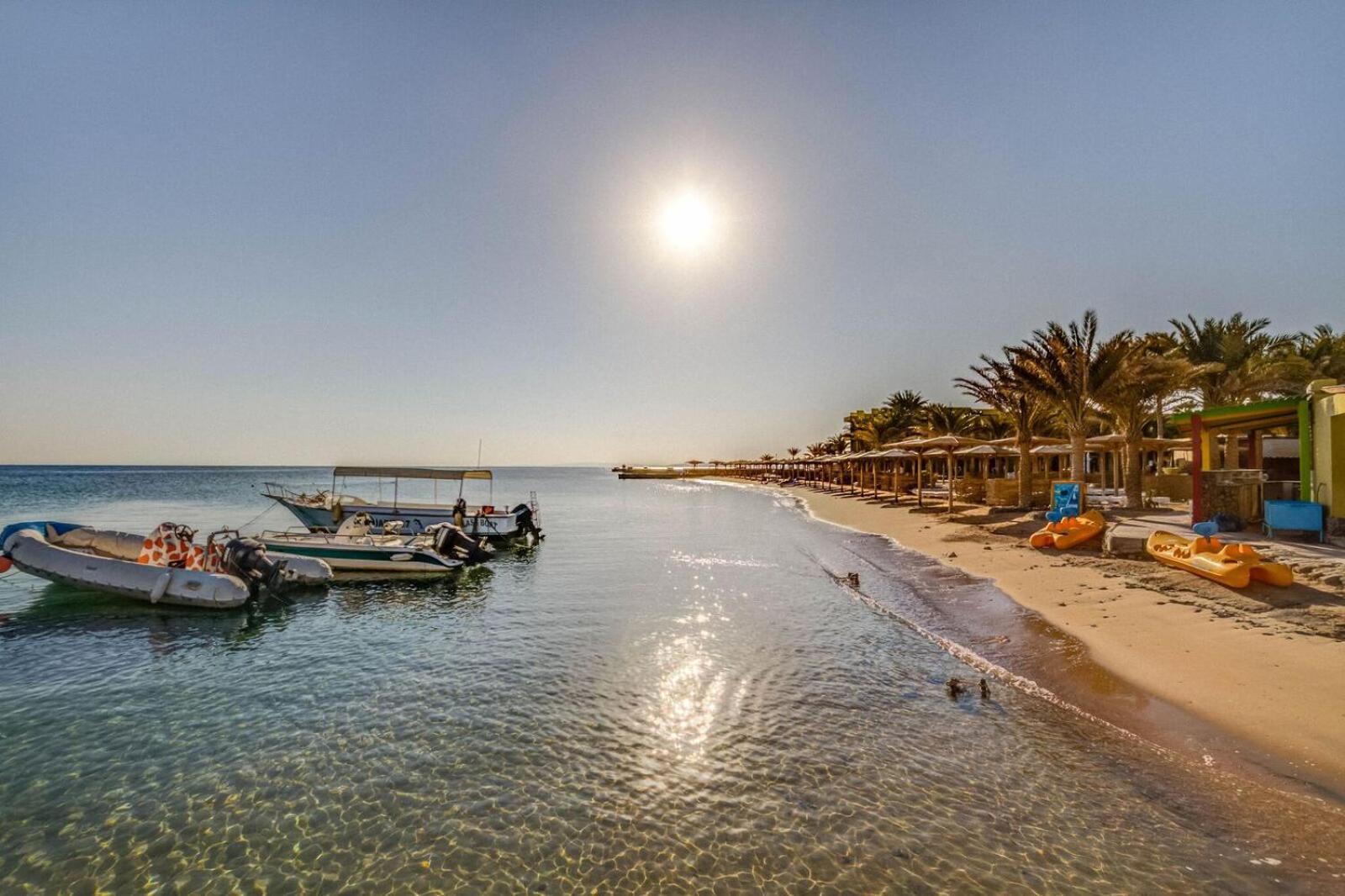 Palm Beach Resort Families and Couples only - Photo 74