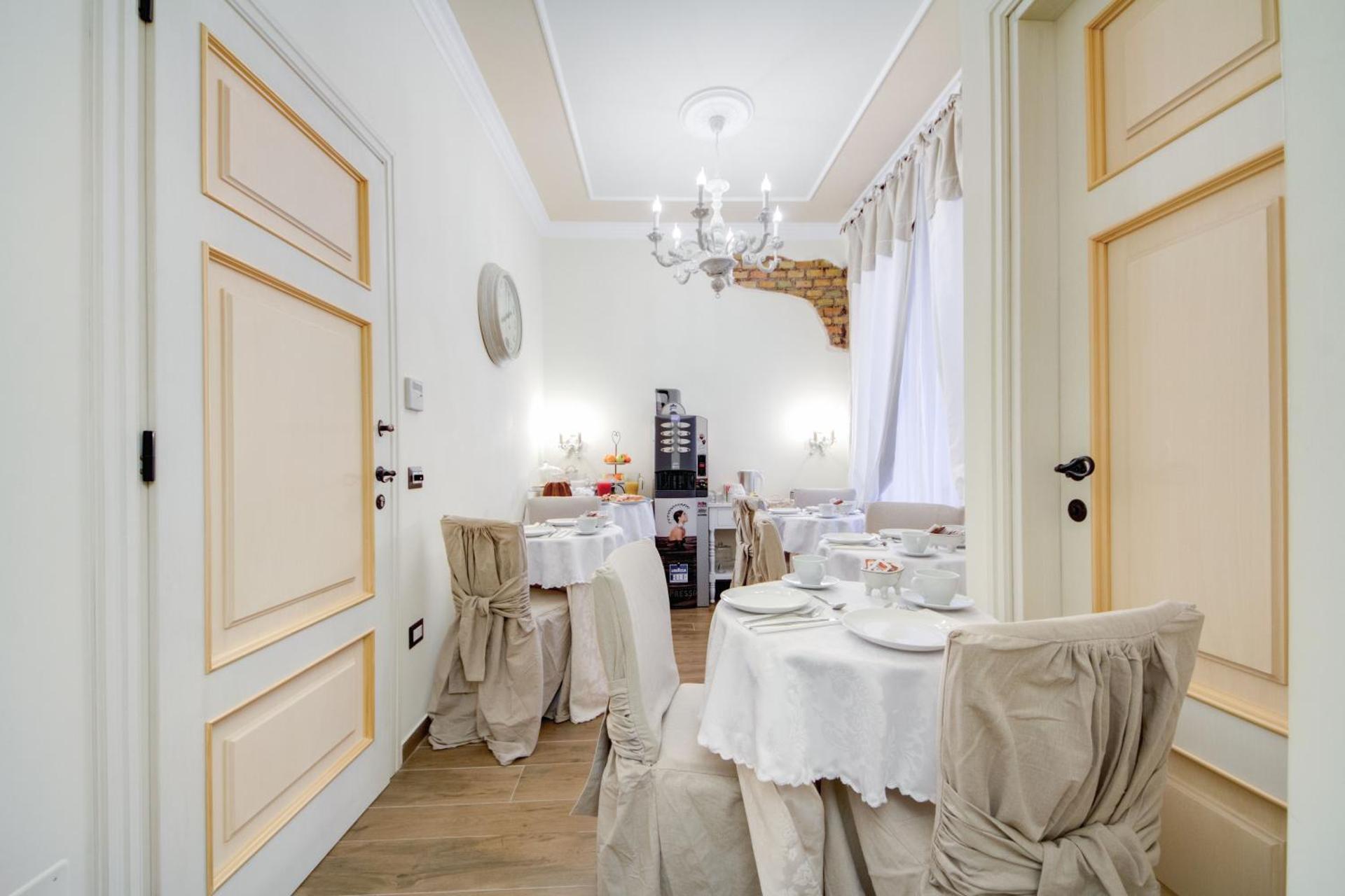 Lunaria Suites Rome Vaticano - Photo 16