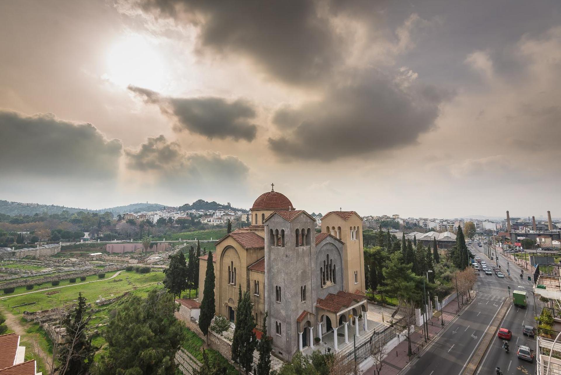 Acropolis View Paradise Apartments - Photo 18