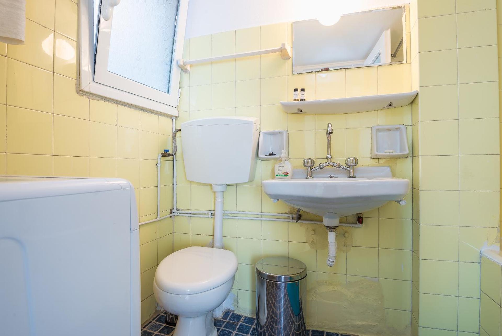 Acropolis View Paradise Apartments - Photo 9