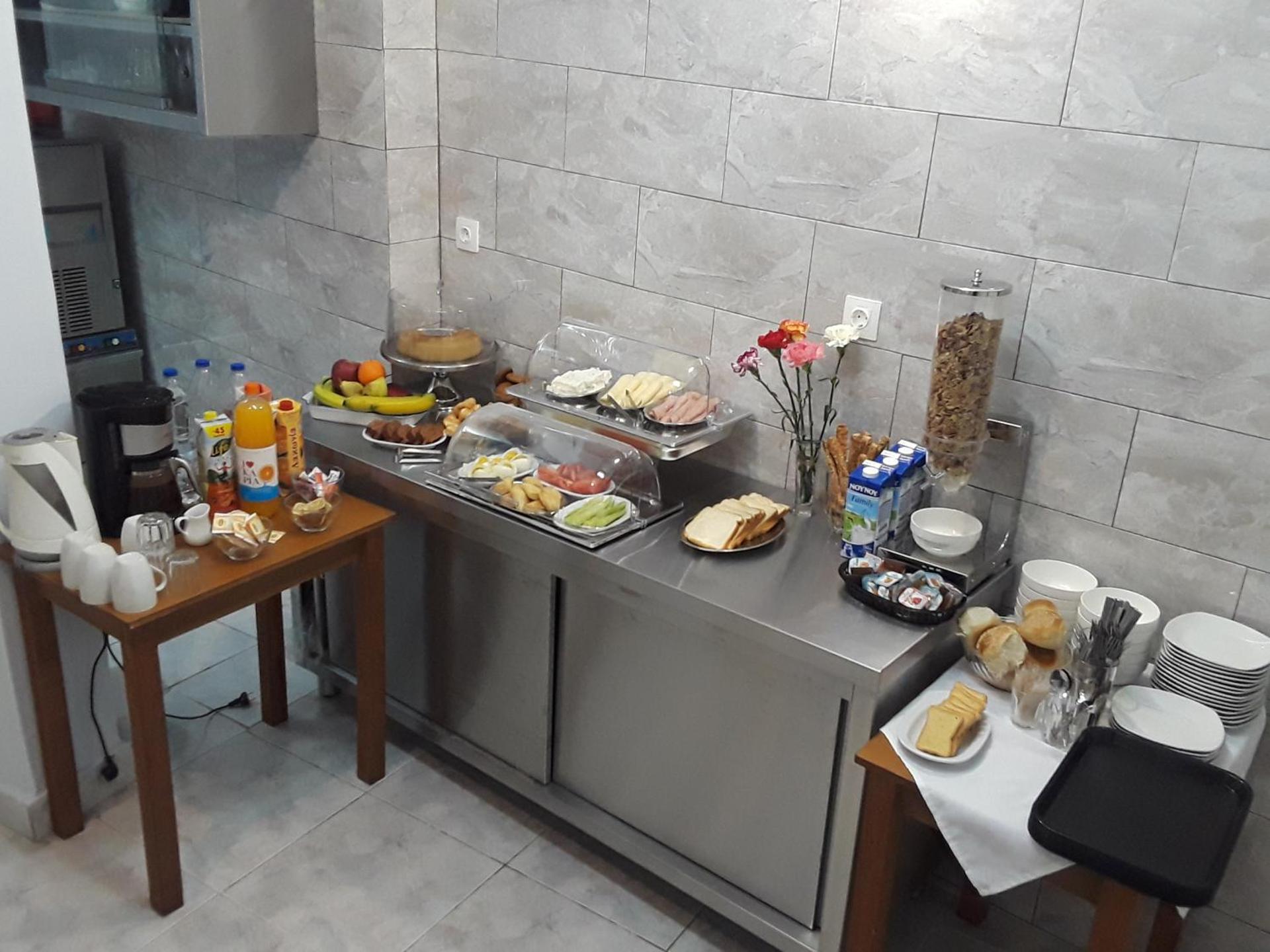 Hotel Asteria - Photo 6