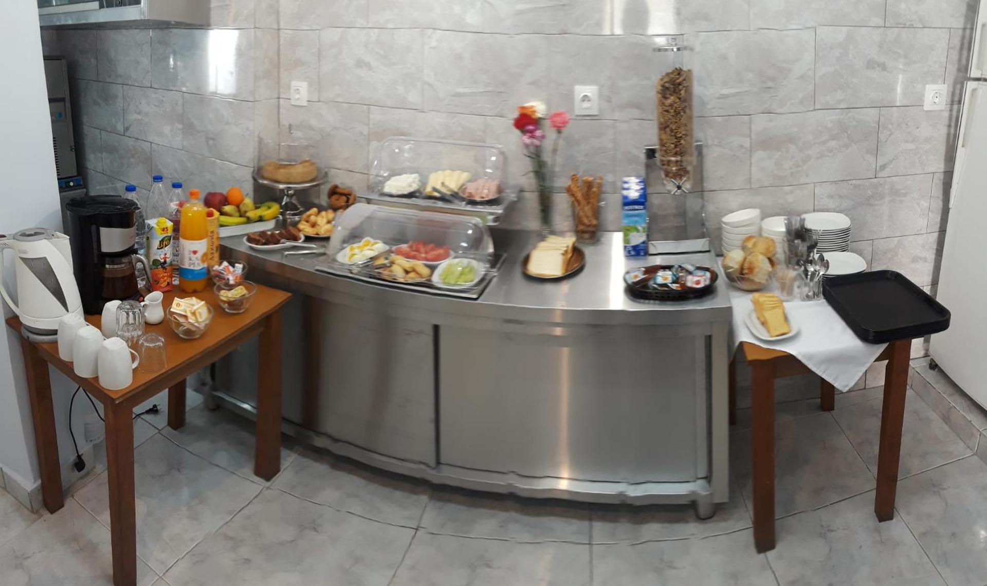 Hotel Asteria - Photo 11