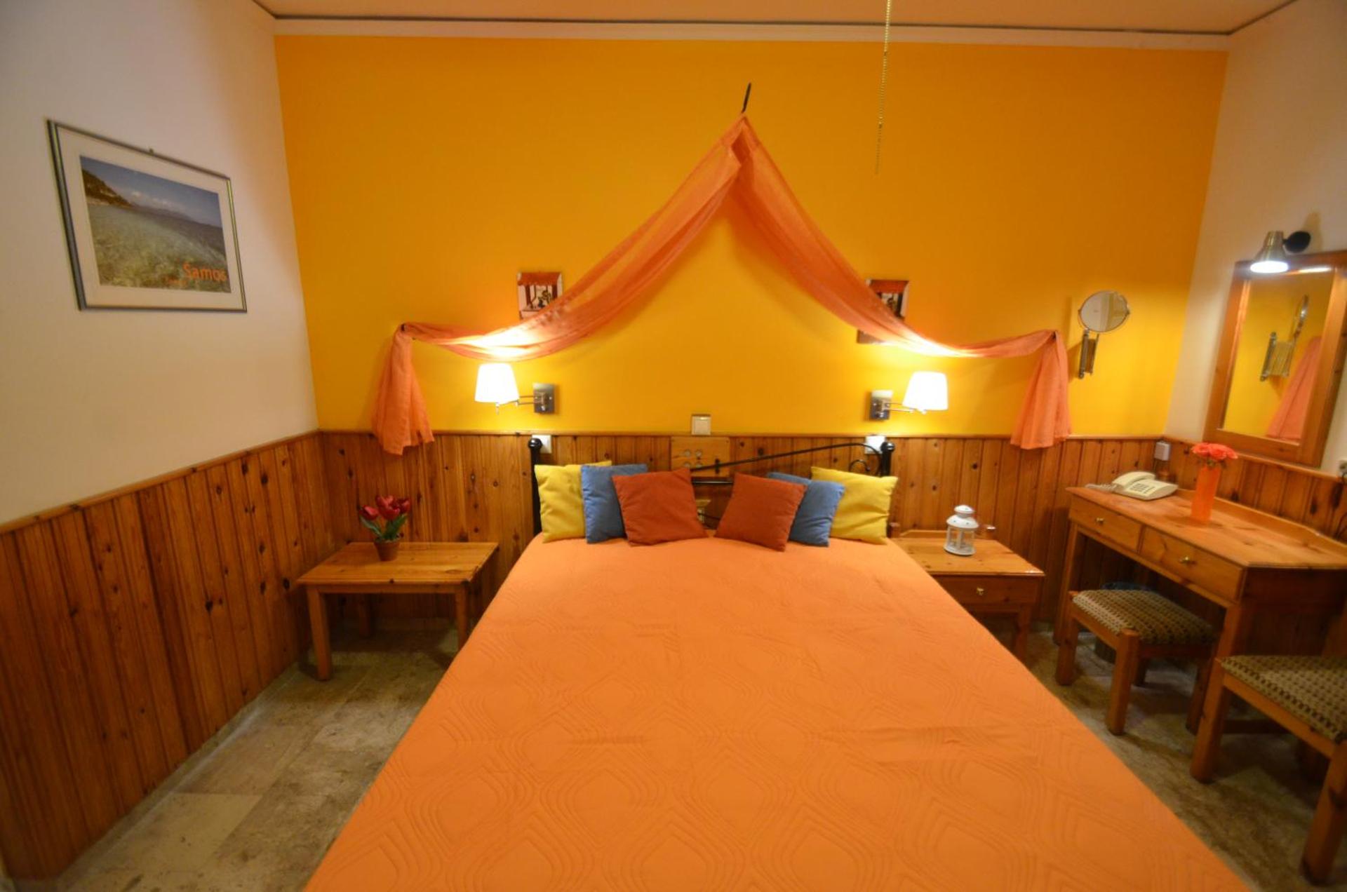 Double Room with Balcony and Sea View
