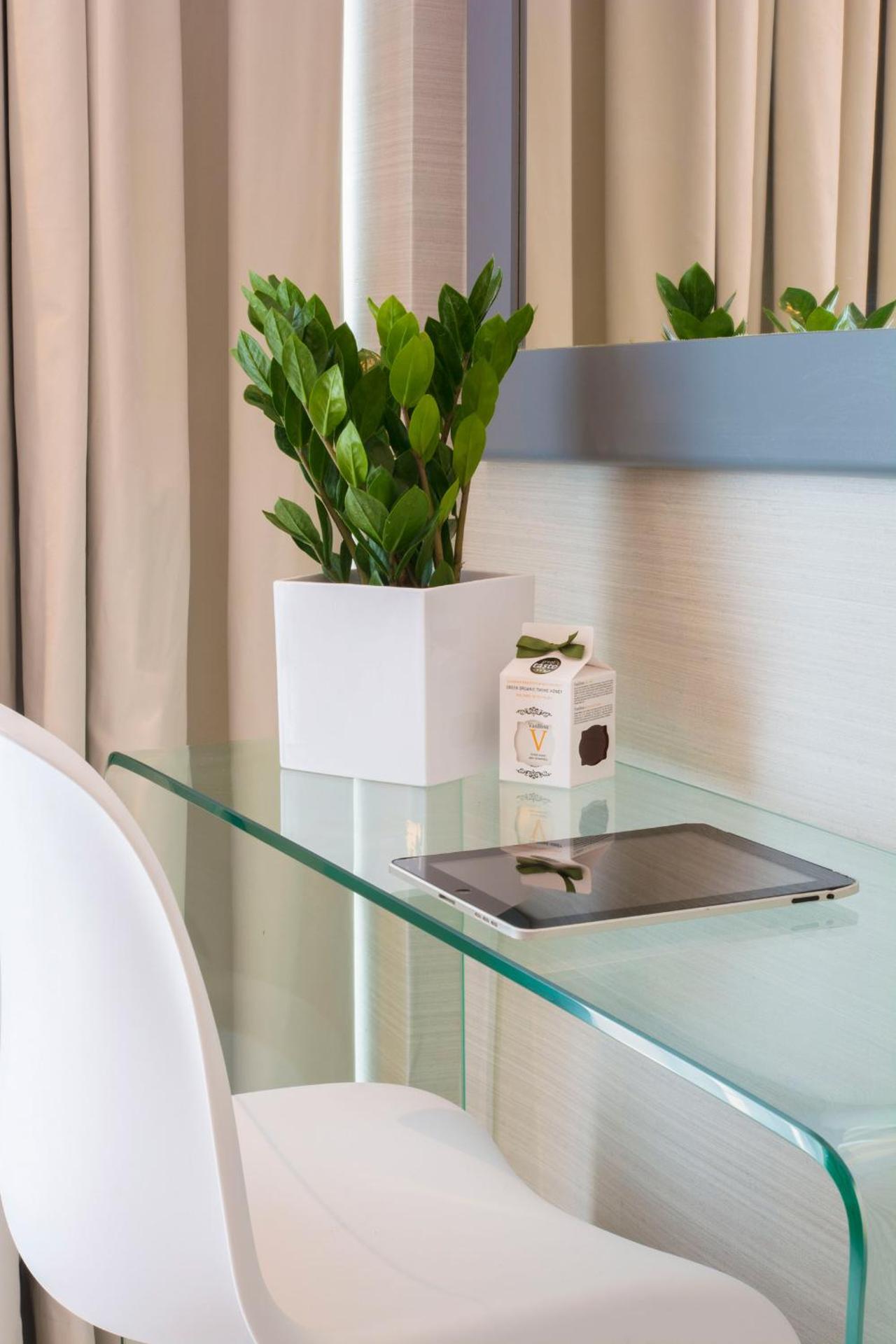 Basic Double/Twin Room with Courtyard View