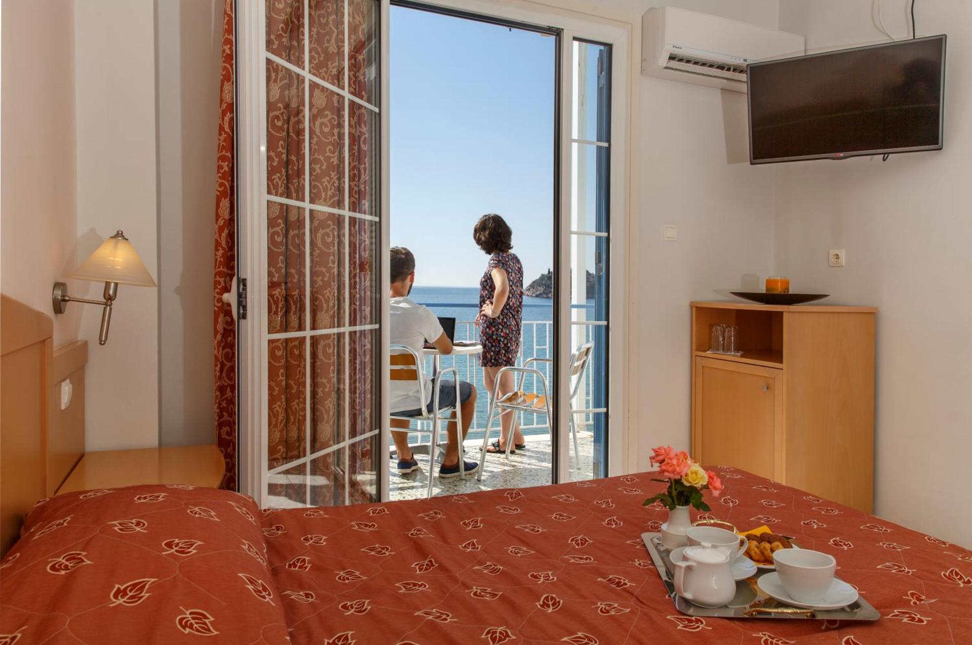 Hotel Tolo - Photo 9