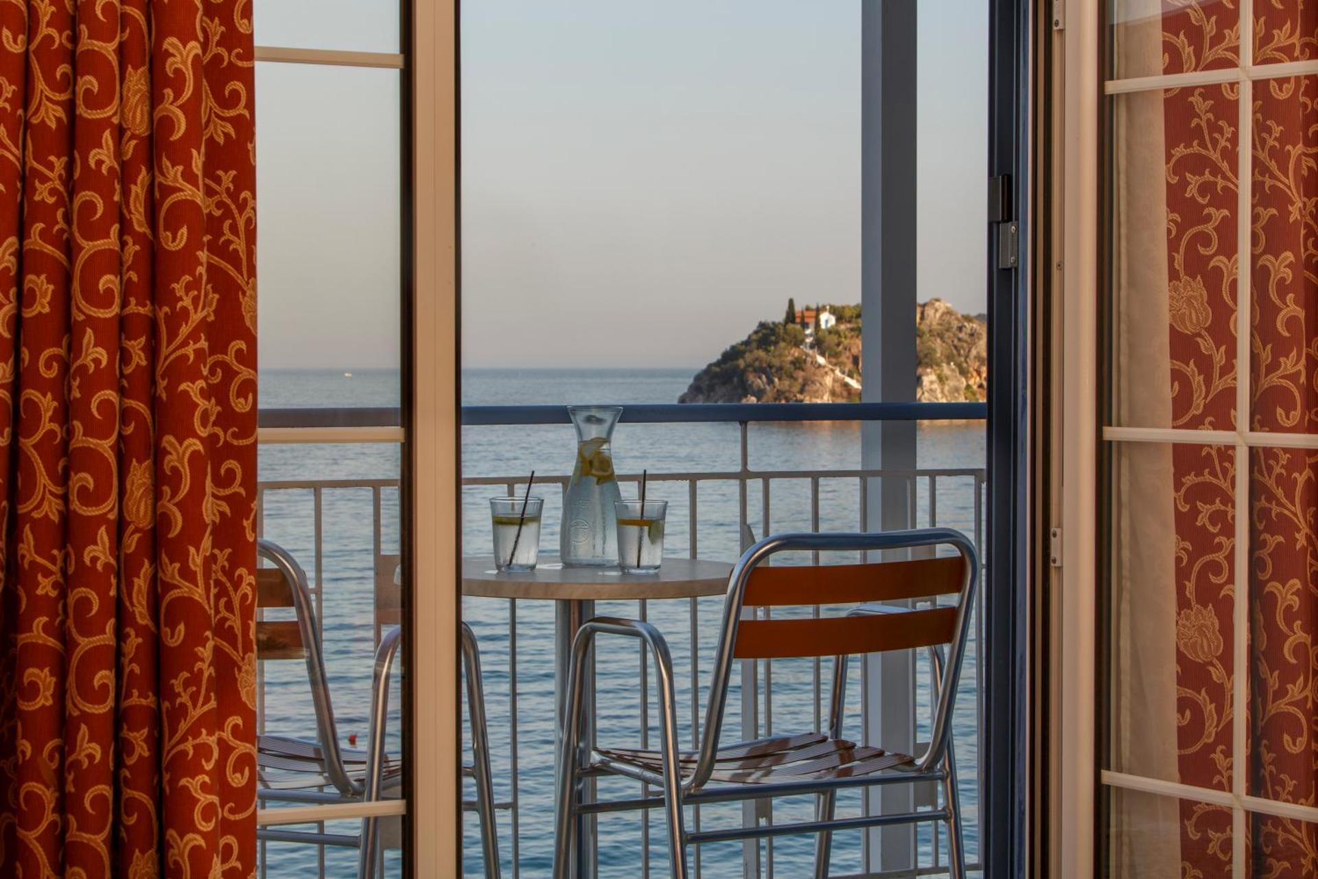 Hotel Tolo - Photo 12