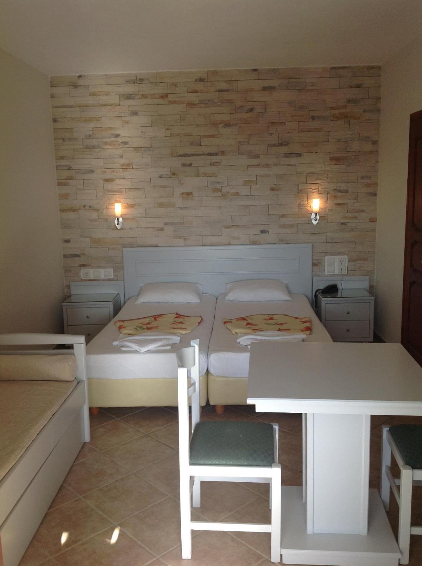 Plaka Hotel I - Photo 88