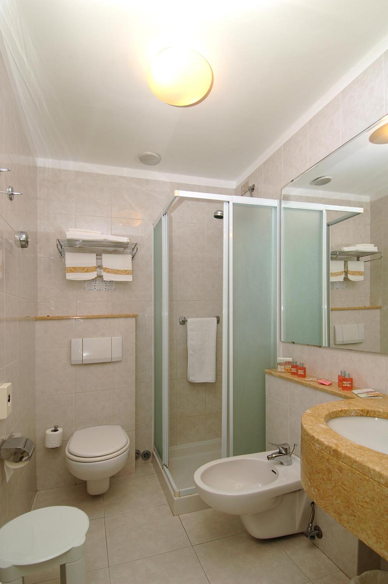 Hotel Piccolo Lido - Photo 9