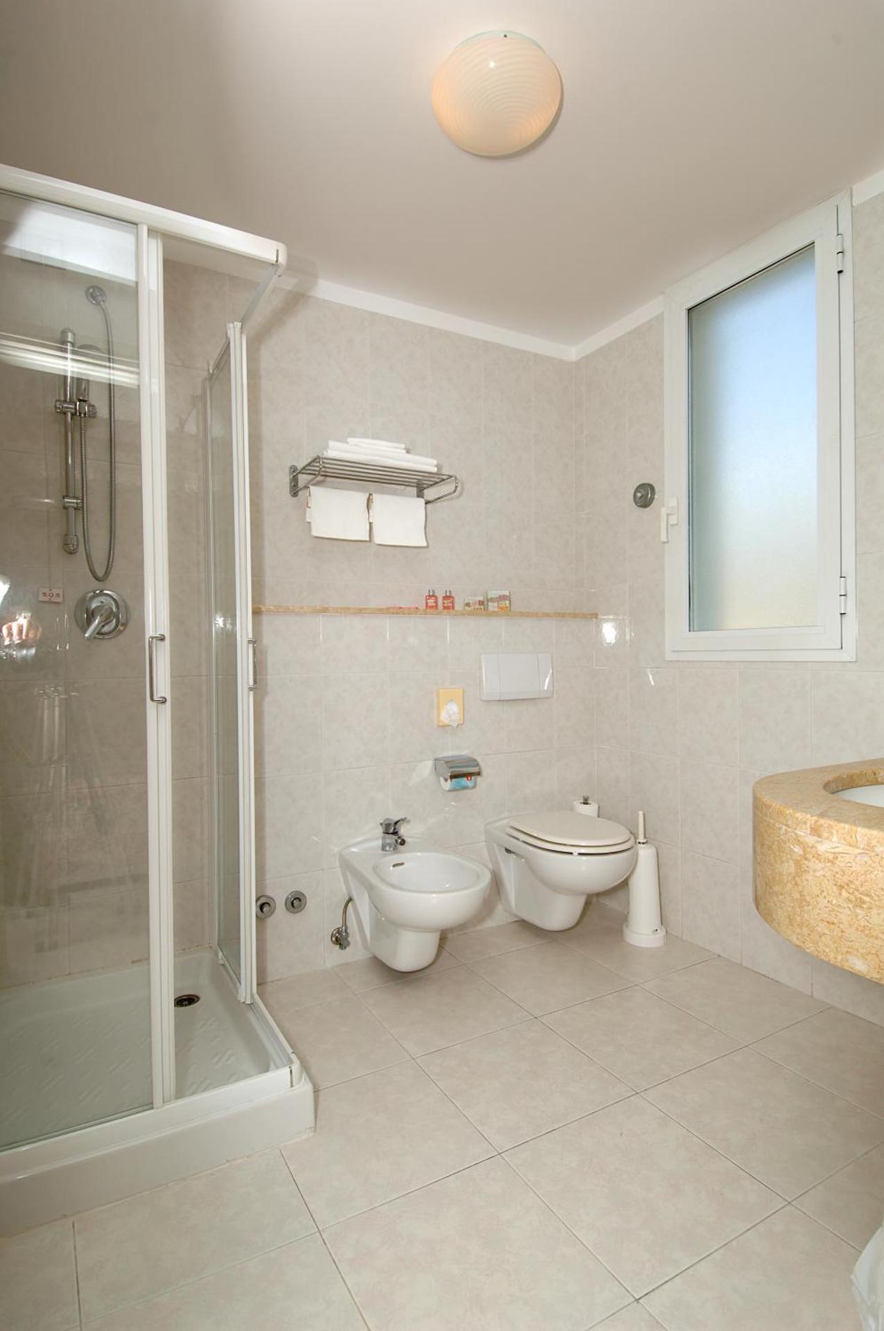 Hotel Piccolo Lido - Photo 27