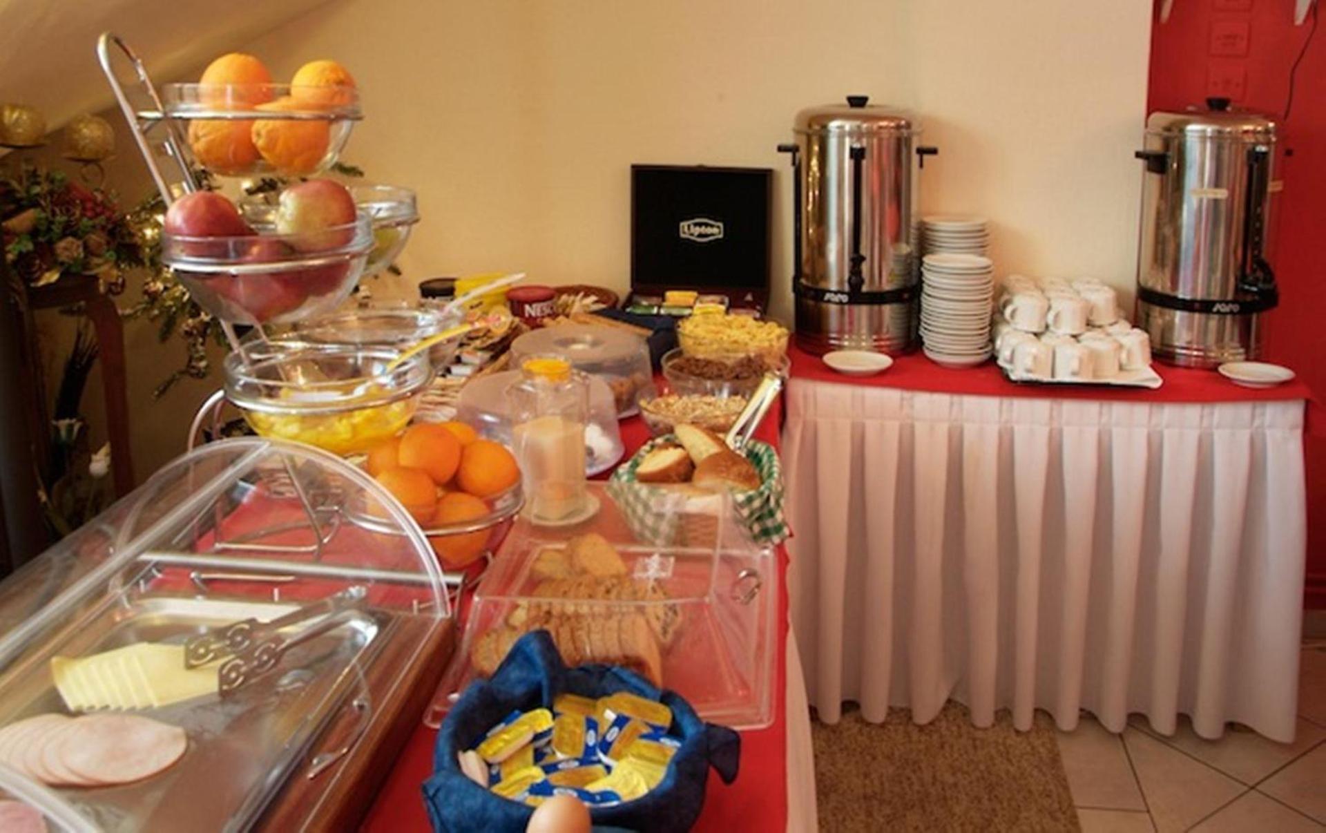 Hotel Varonos - Photo 5