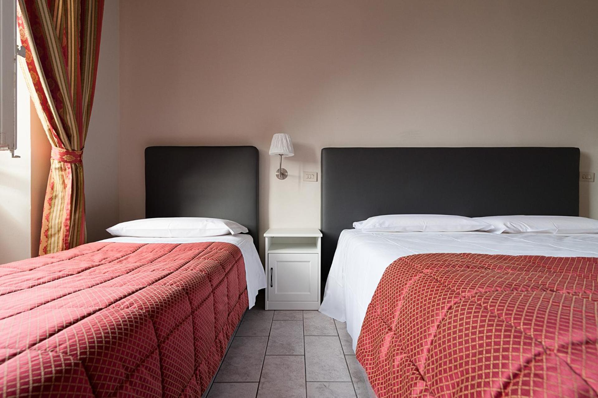 Hotel St. James - Photo 33