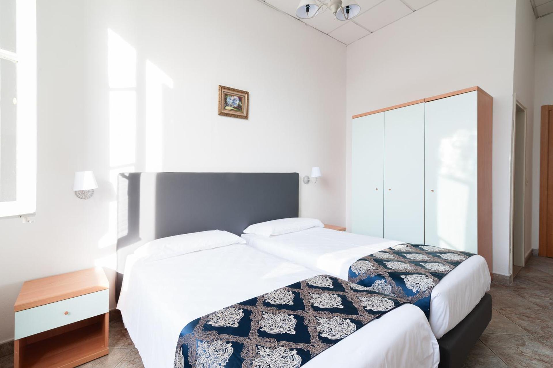 Hotel St. James - Photo 49