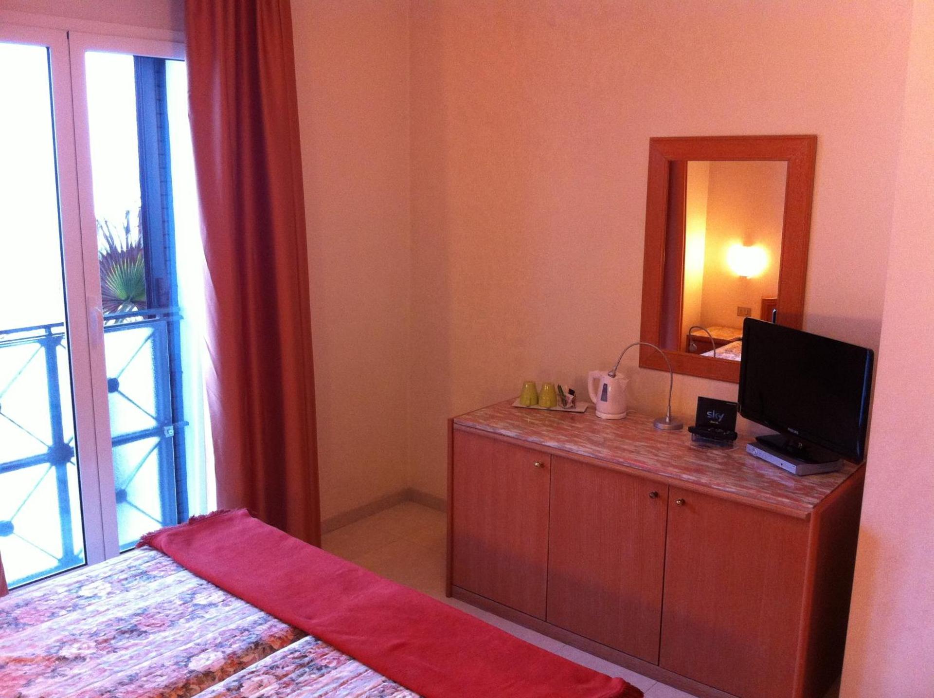 Hotel Piccolo Lido - Photo 15