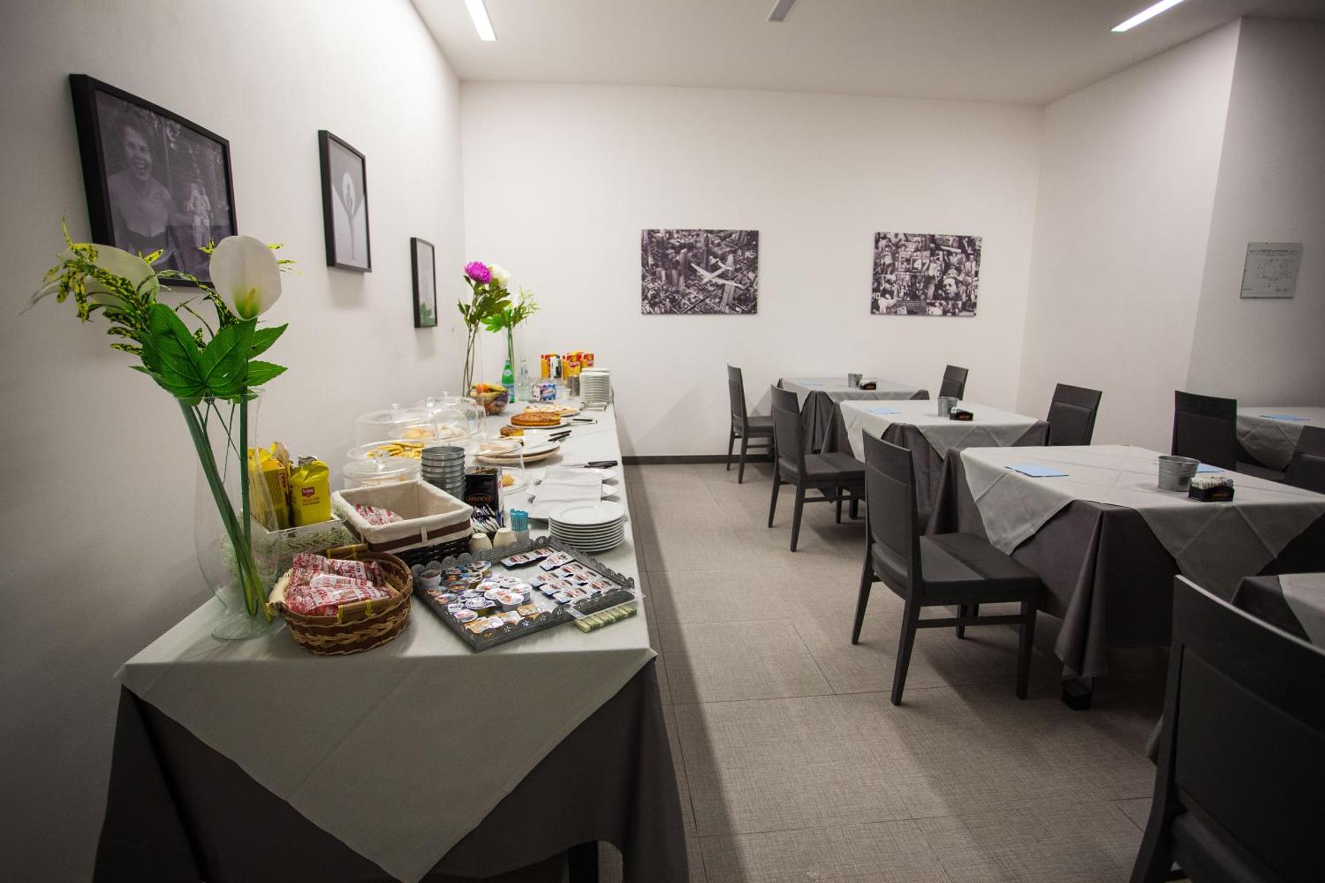 Hotel La Tavernetta - Photo 76