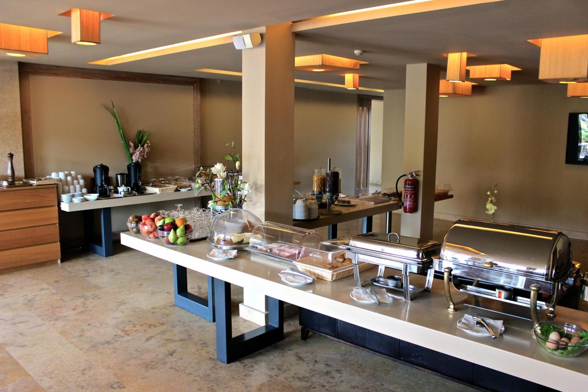 Aegeon Beach Hotel - Photo 97