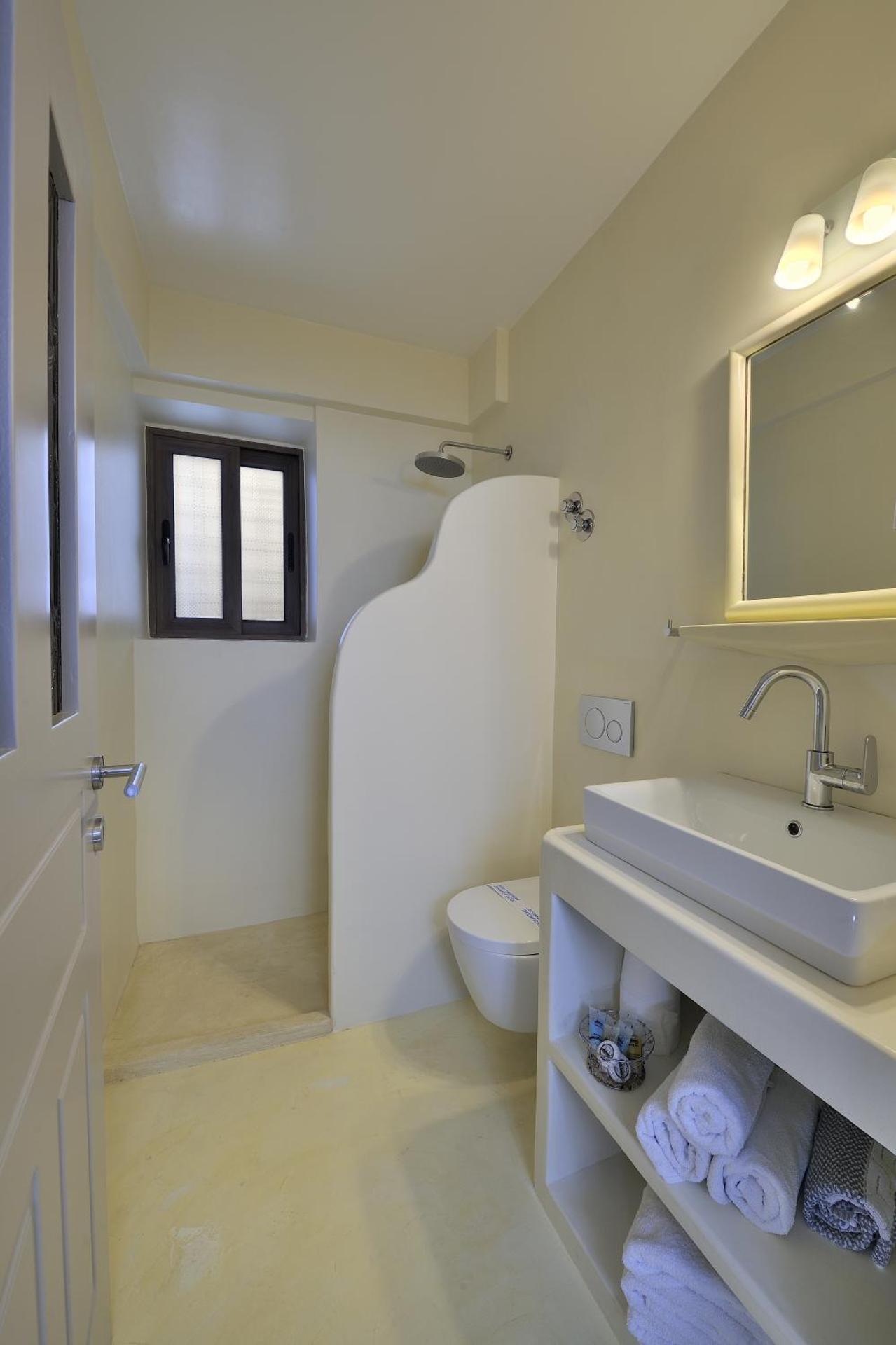 Dryades & Orion Hotel - Photo 10