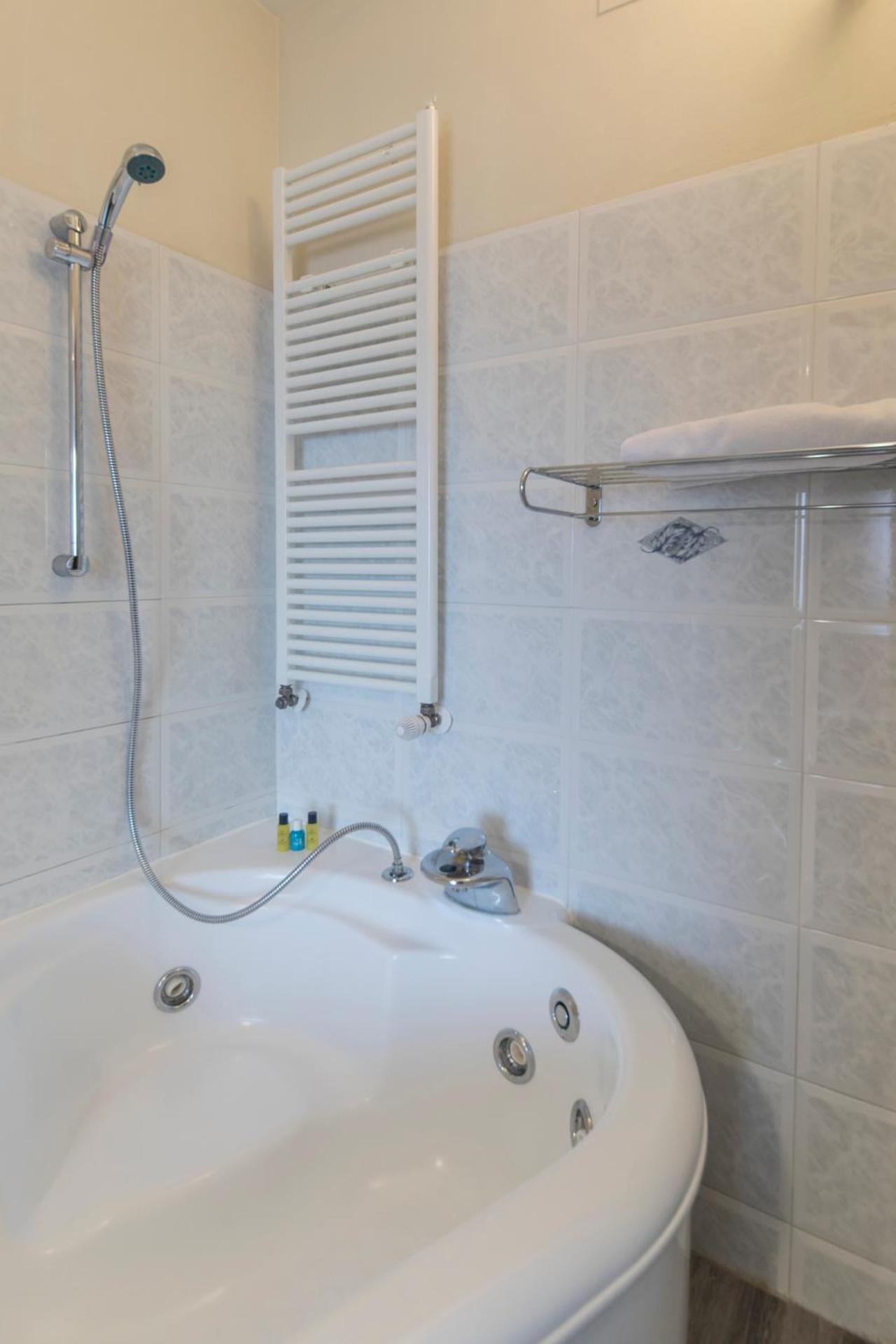 Hotel Donatello Imola - Photo 246