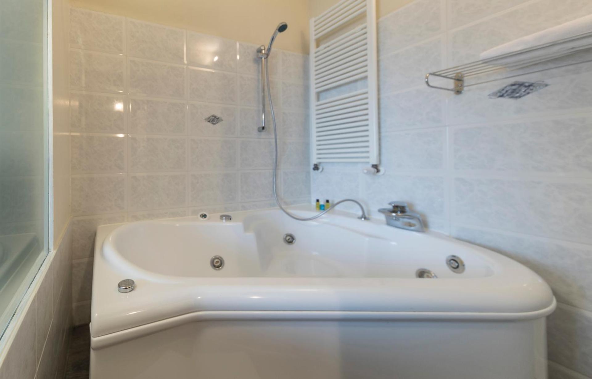 Hotel Donatello Imola - Photo 250