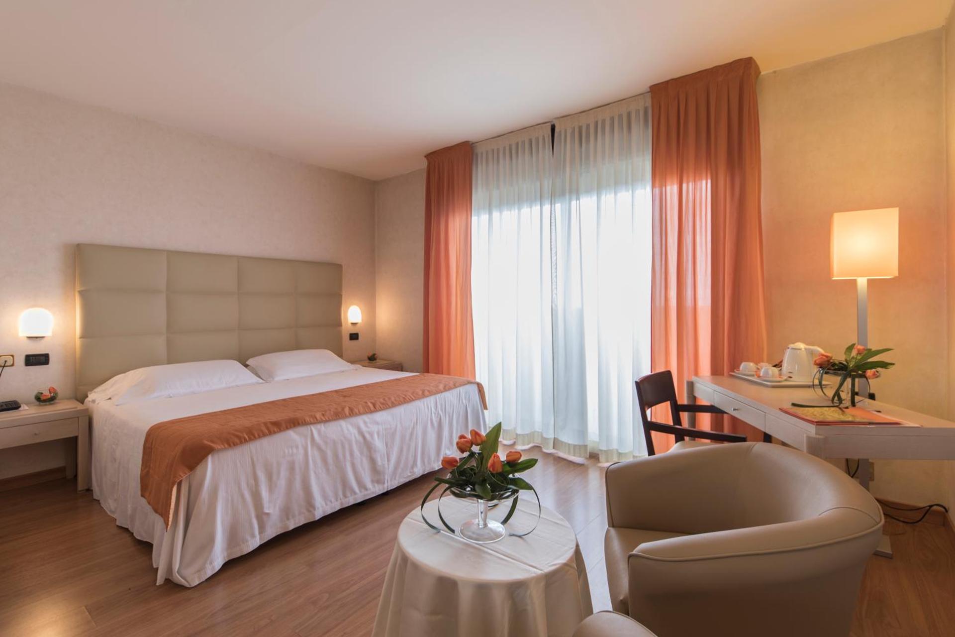 Hotel Donatello Imola - Photo 216