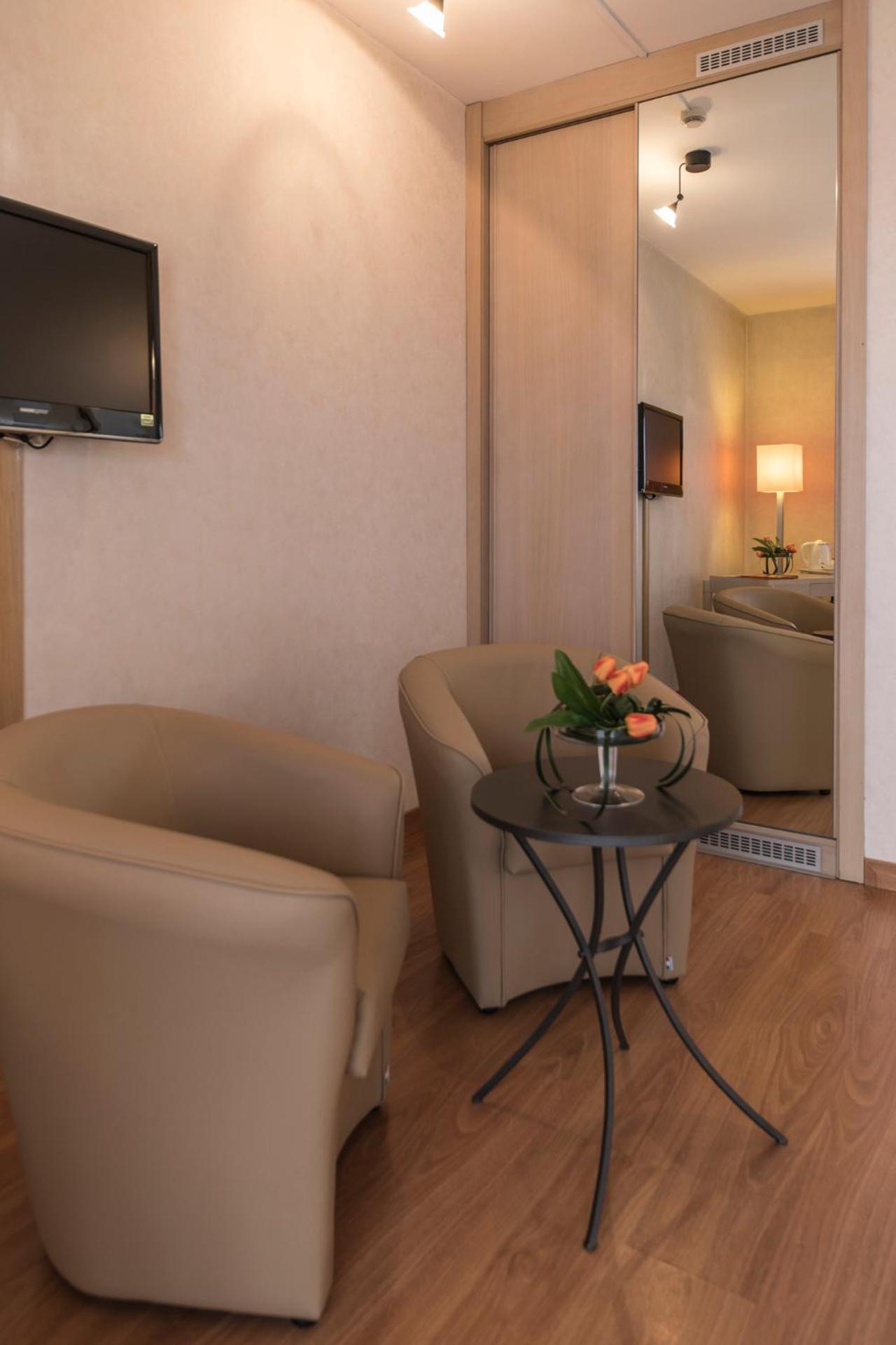 Hotel Donatello Imola - Photo 217