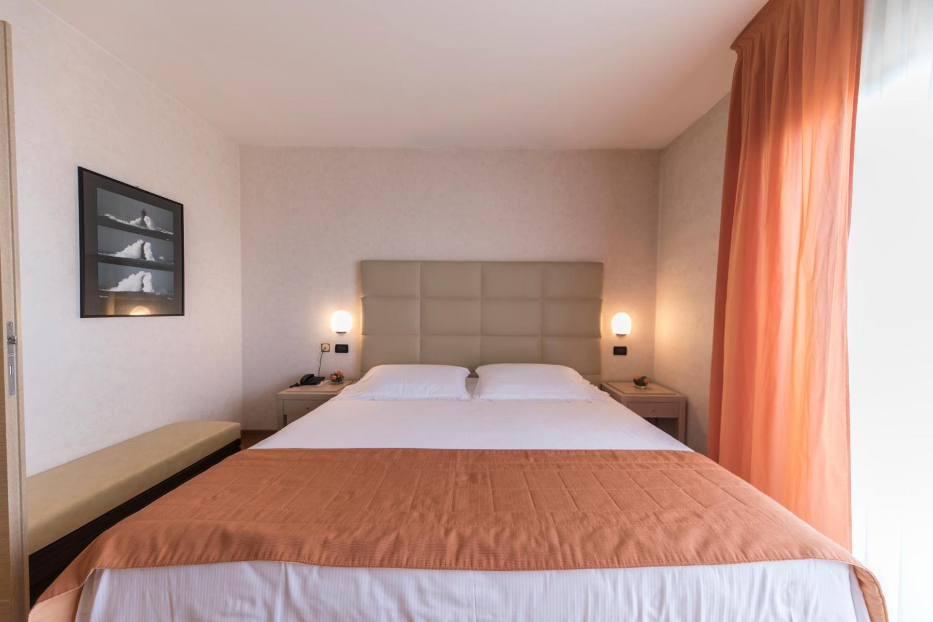 Hotel Donatello Imola - Photo 218