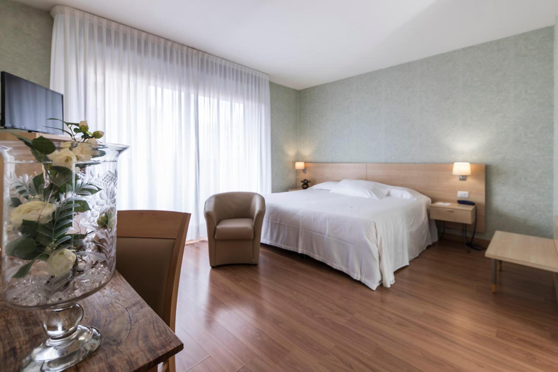 Hotel Donatello Imola - Photo 3