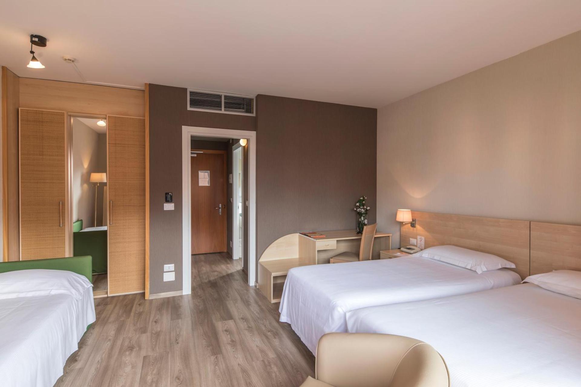 Hotel Donatello Imola - Photo 37