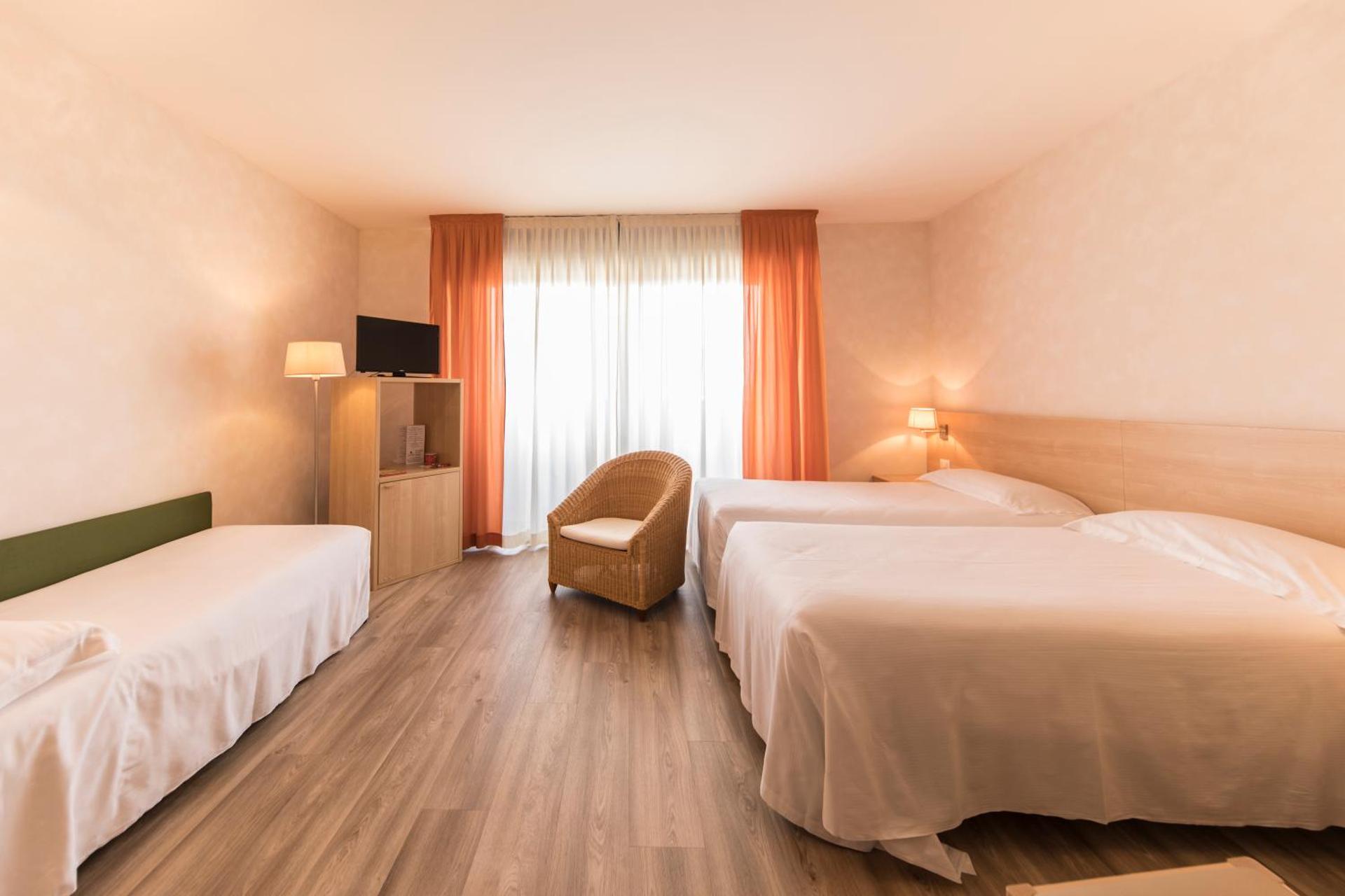 Hotel Donatello Imola - Photo 33