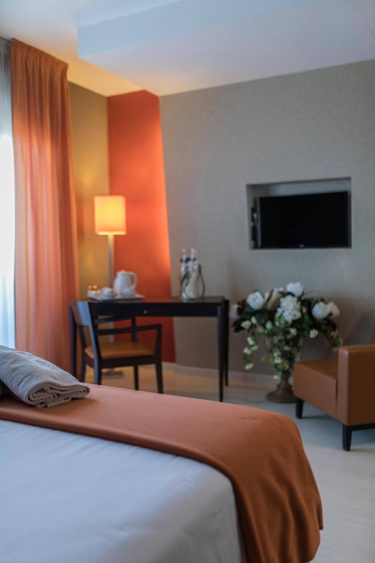 Hotel Donatello Imola - Photo 71