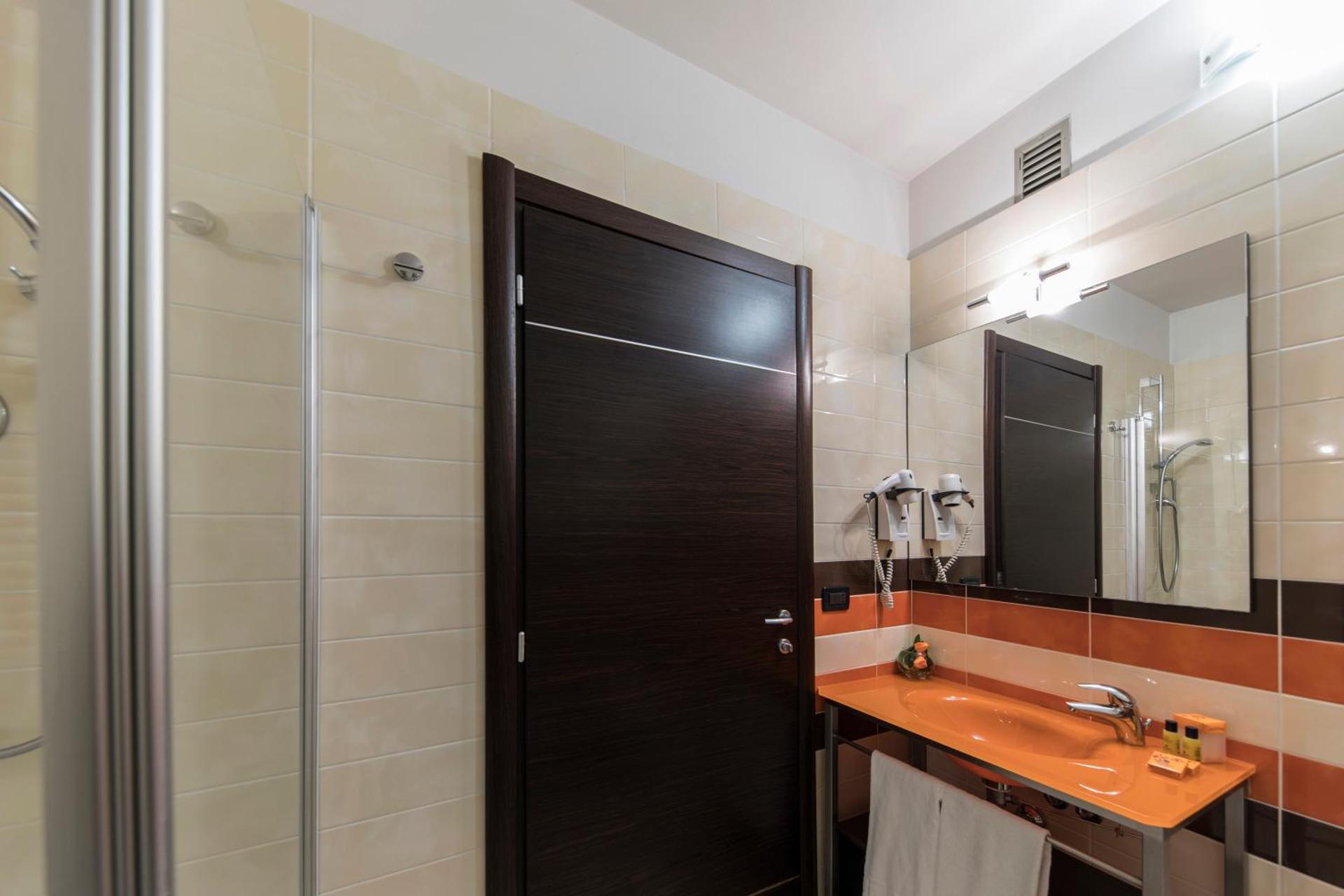 Hotel Donatello Imola - Photo 76