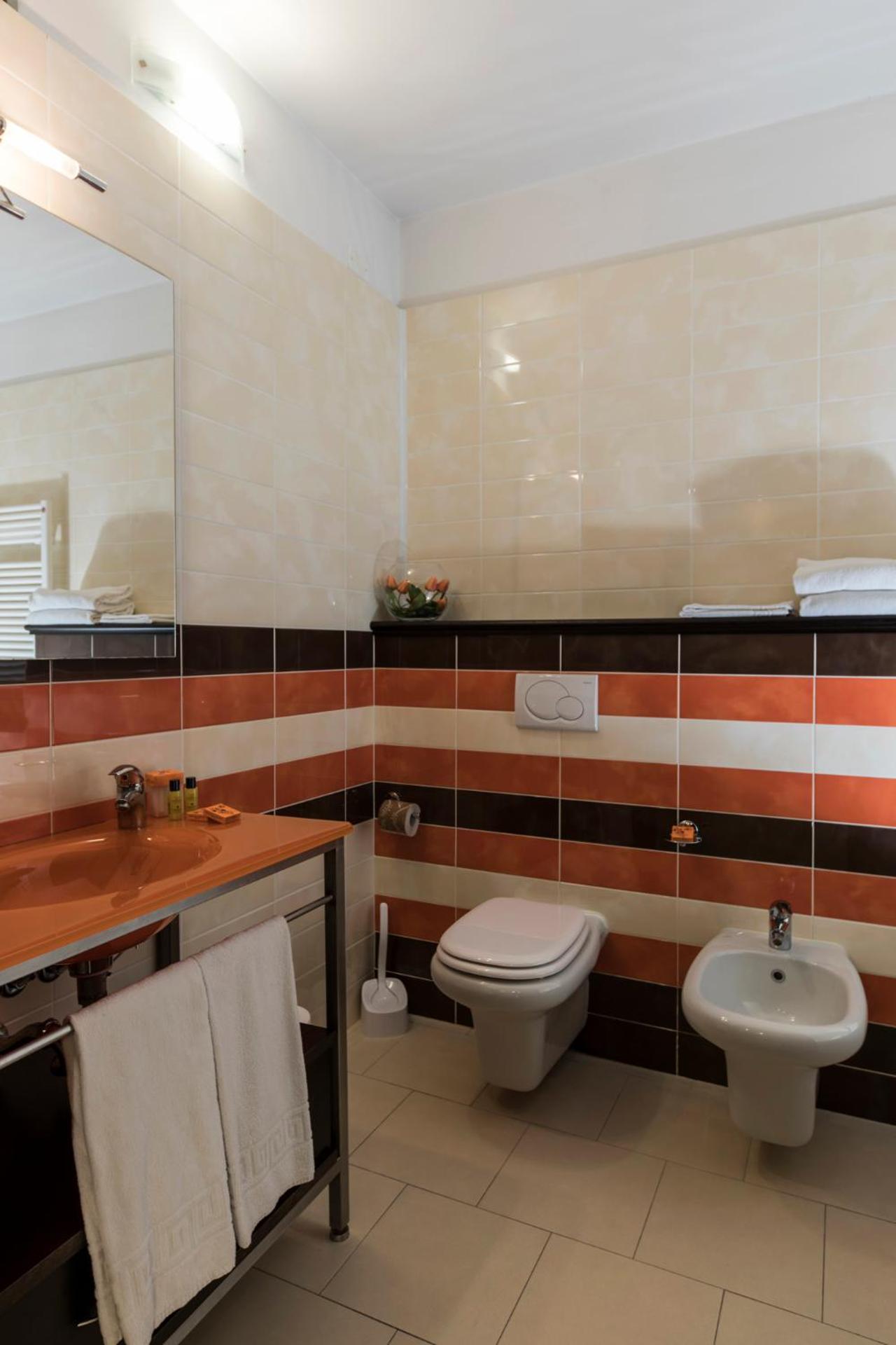 Hotel Donatello Imola - Photo 77