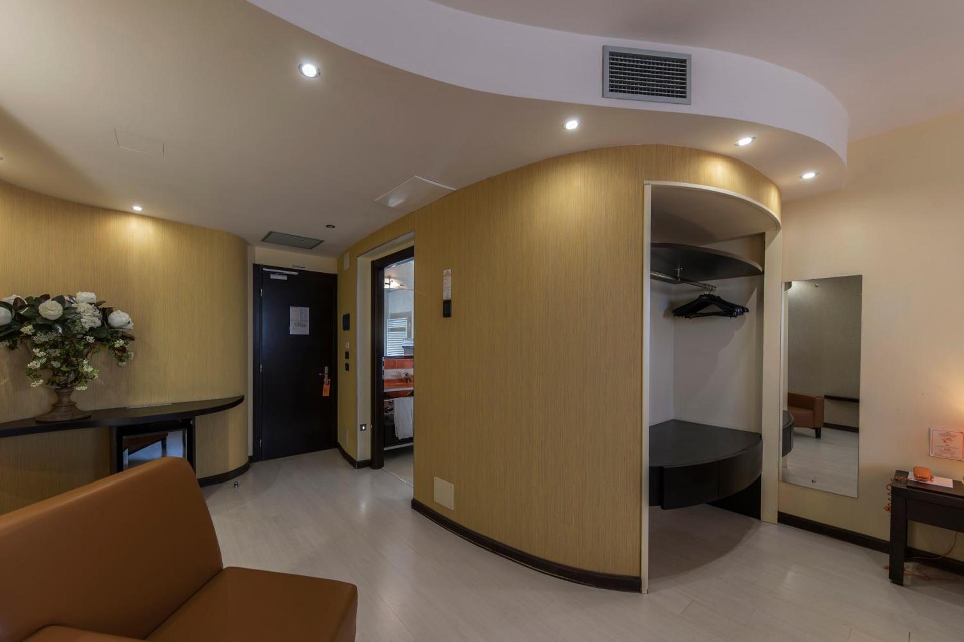 Hotel Donatello Imola - Photo 79