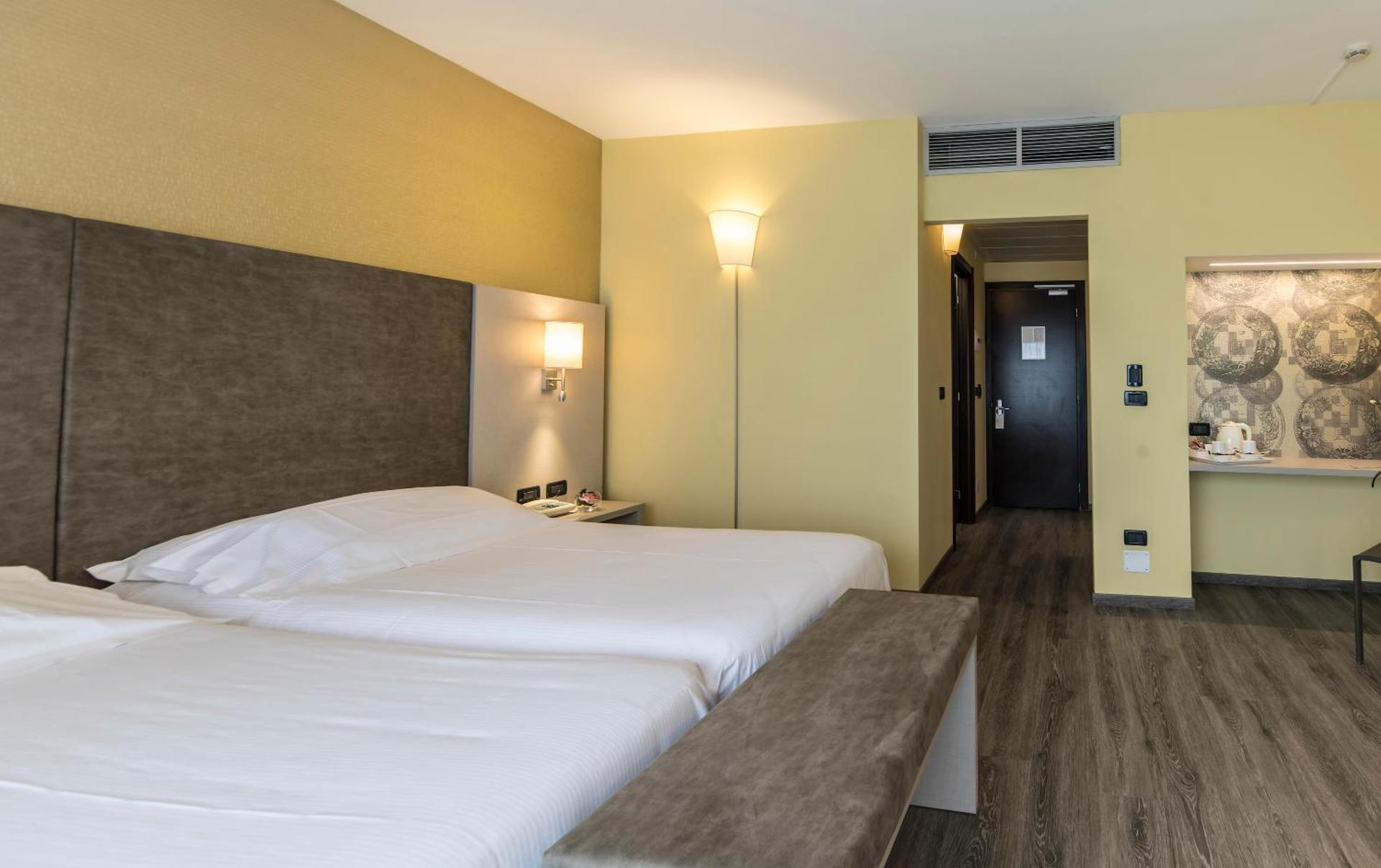 Hotel Donatello Imola - Photo 197