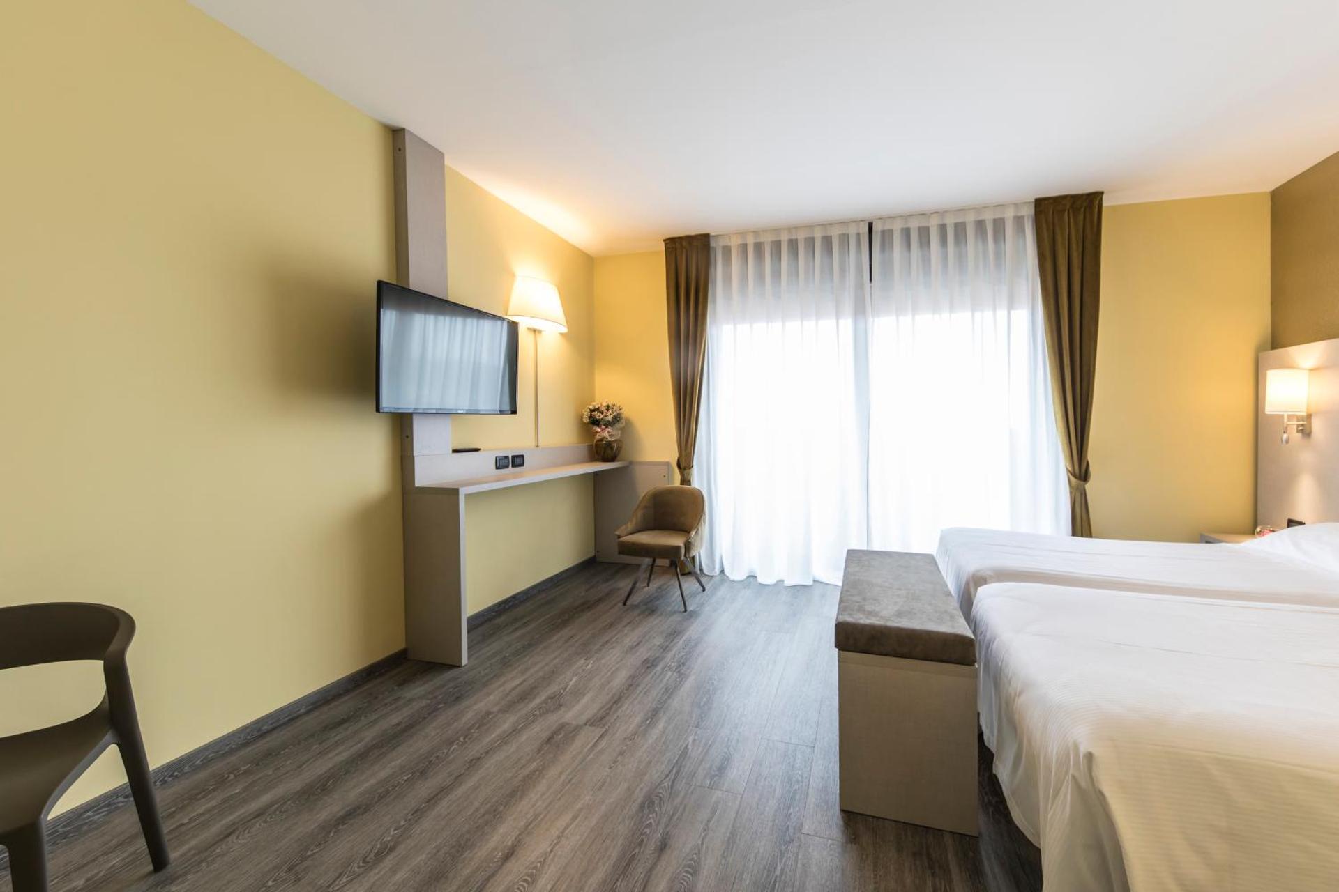 Hotel Donatello Imola - Photo 201