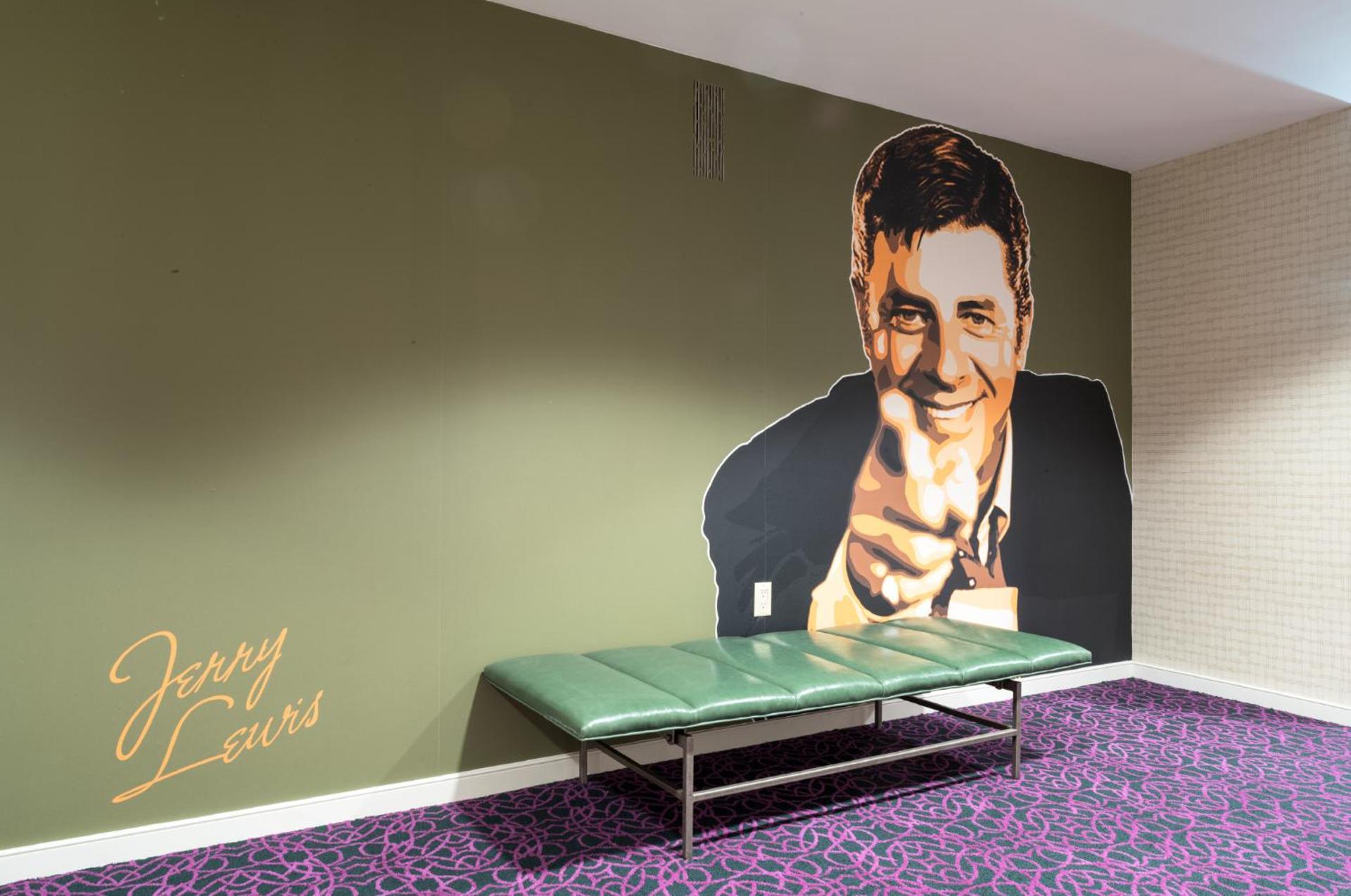 TRYP by Wyndham Newark Downtown - Photo 2