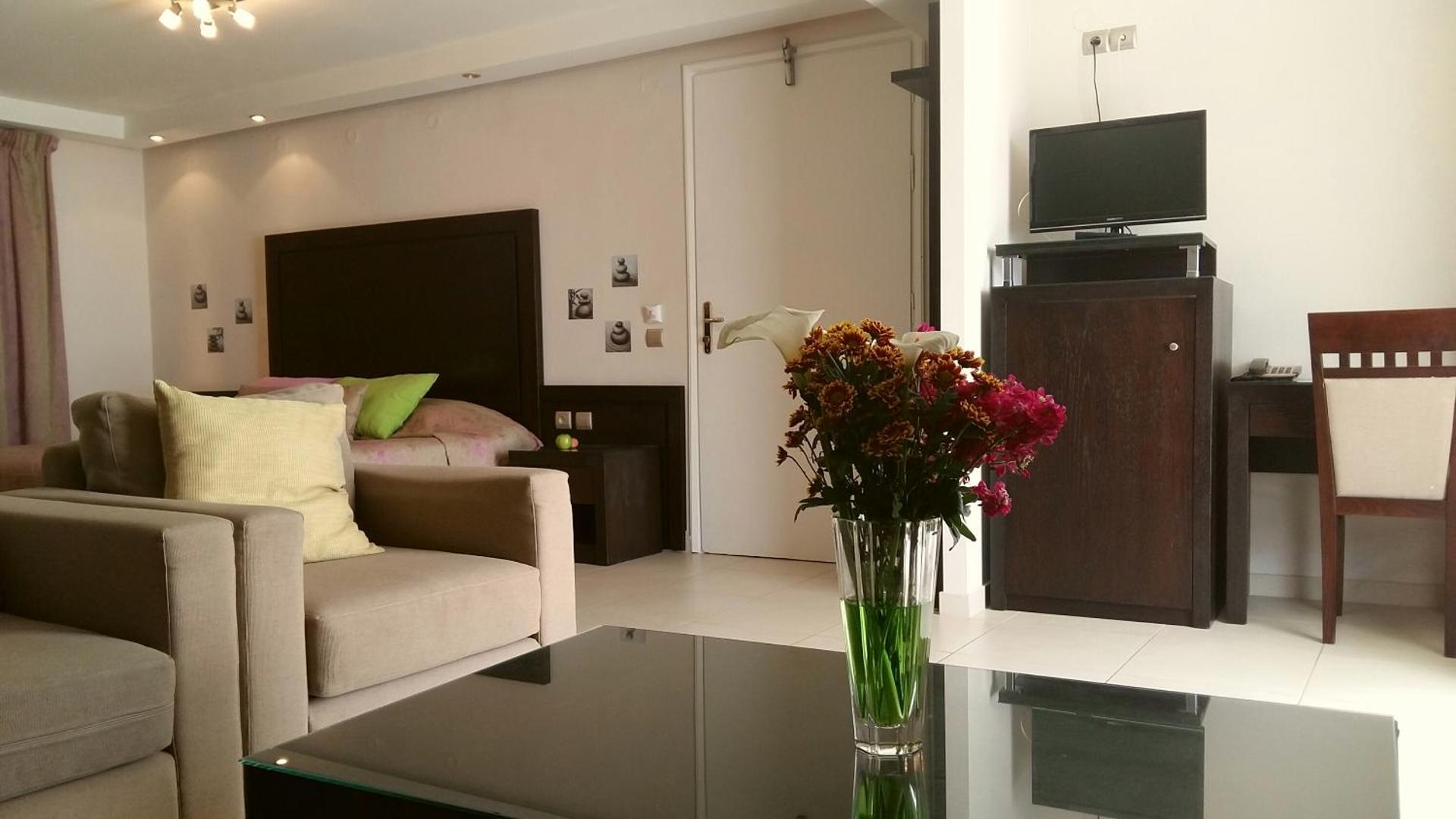 Hotel Tolo - Photo 24