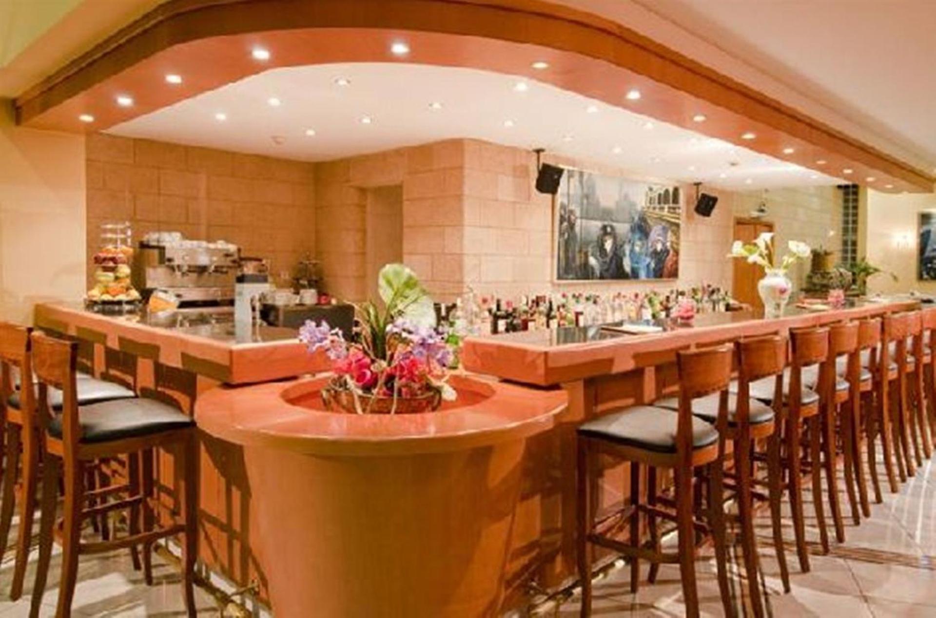 Alexandra Hotel&Apartments - Photo 79