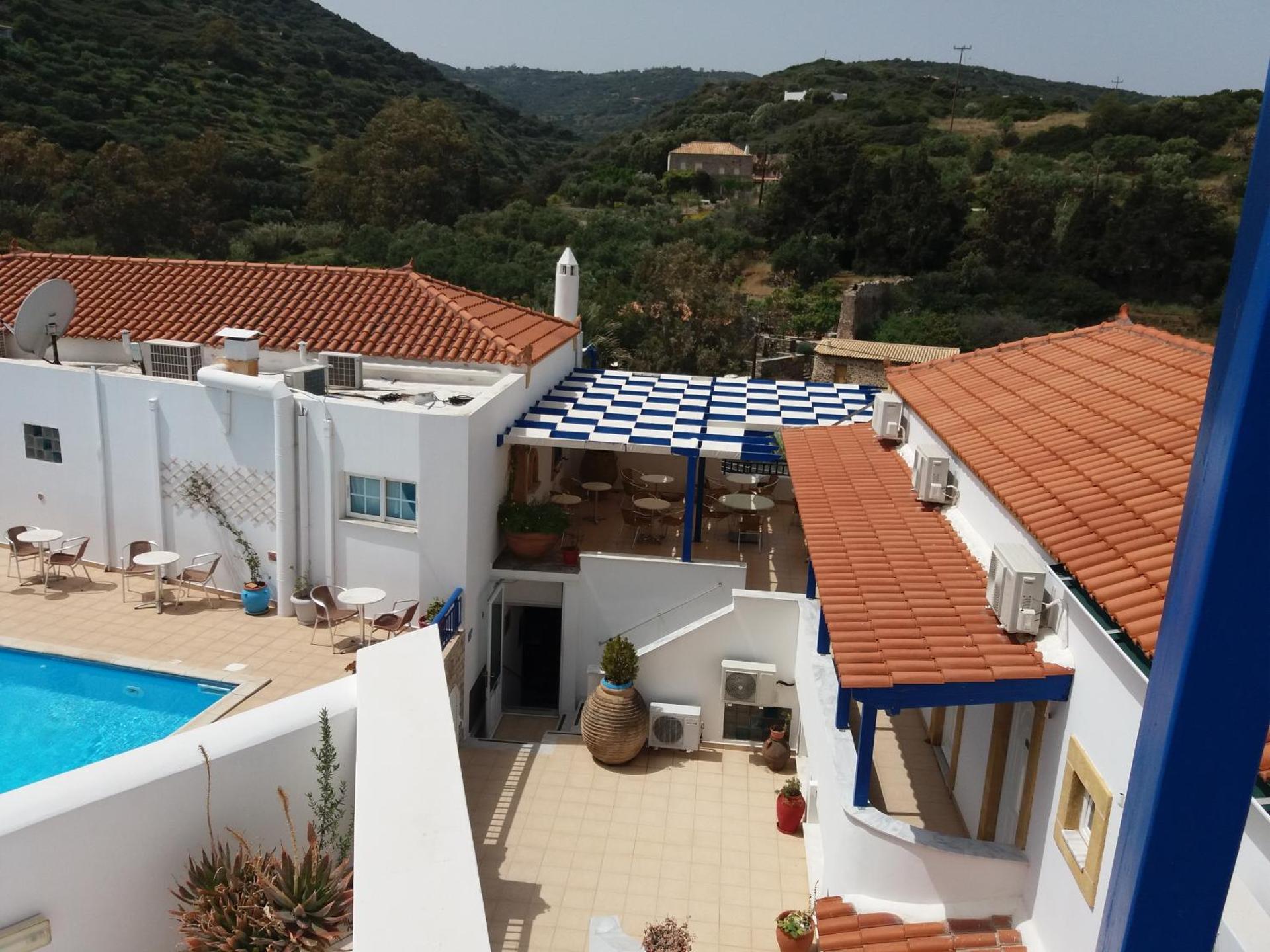 Venardos Hotel - Photo 24