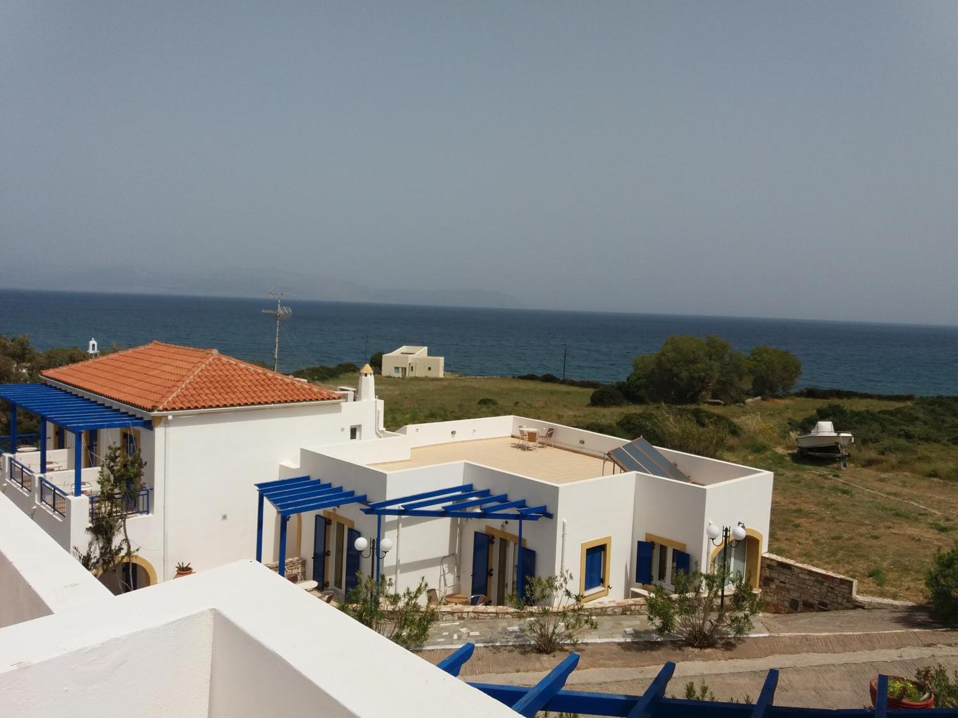 Venardos Hotel - Photo 69