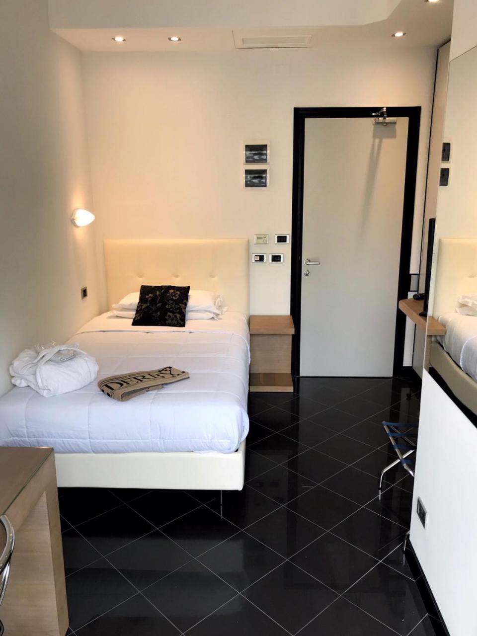 Hotel Derby - Photo 28